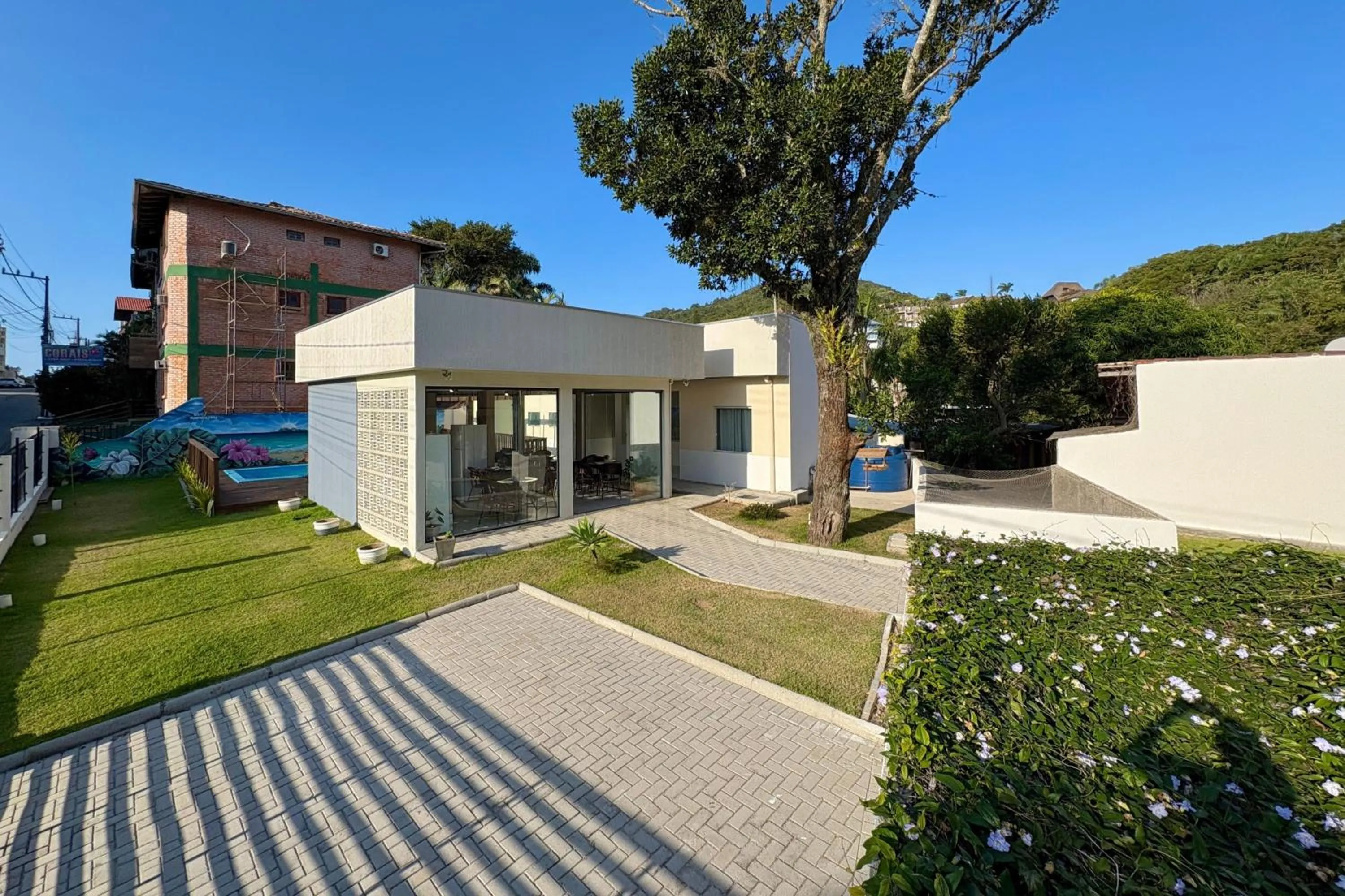 Property building in Mar de Bombinhas - Centro