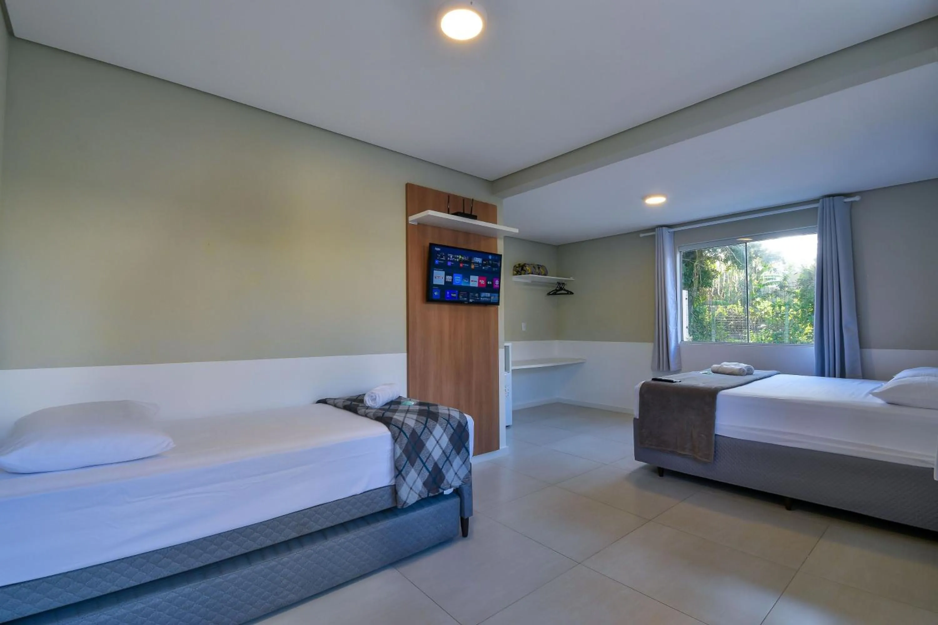 Bedroom, Bed in Mar de Bombinhas - Centro