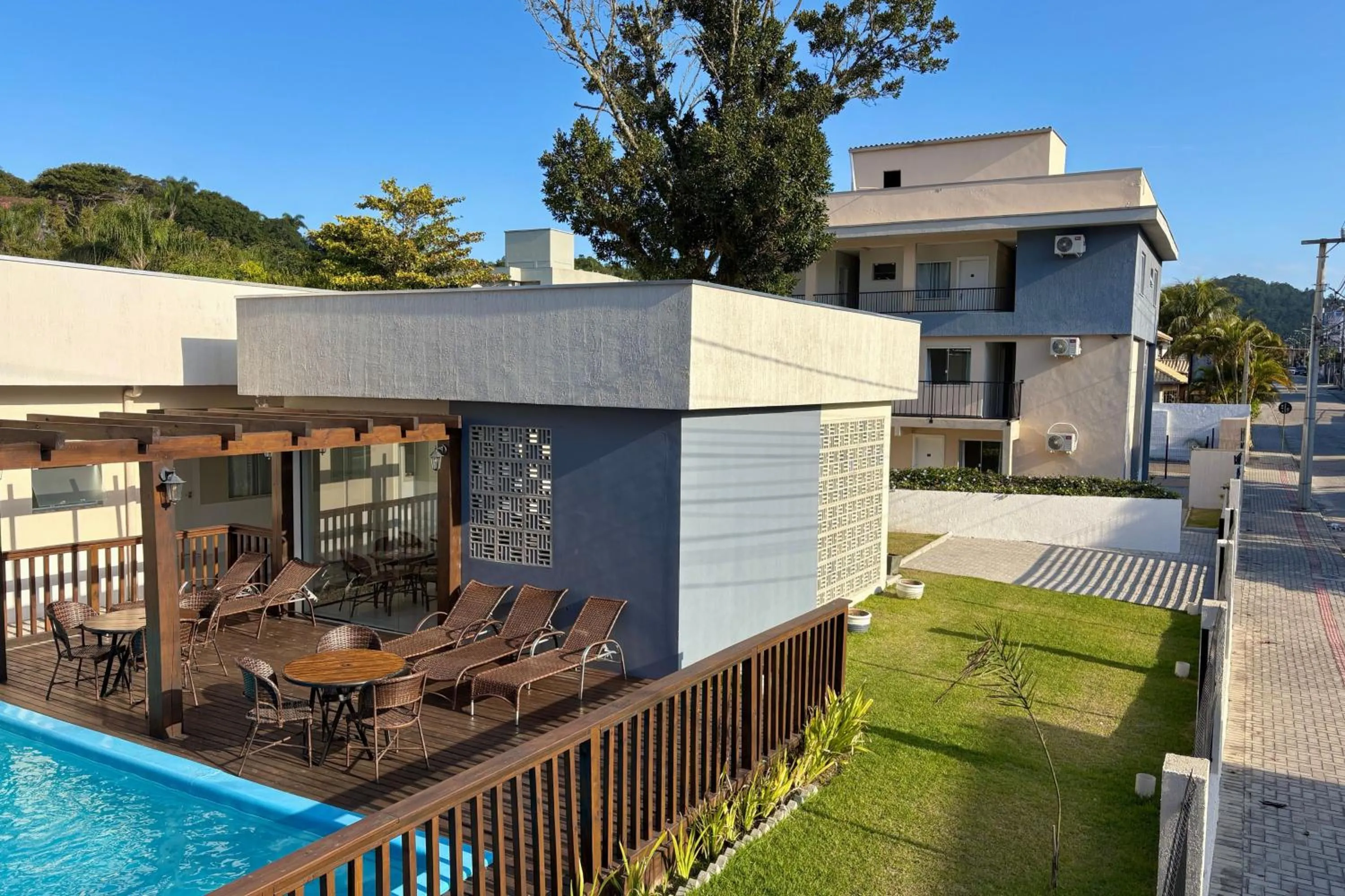 Property building in Mar de Bombinhas - Centro