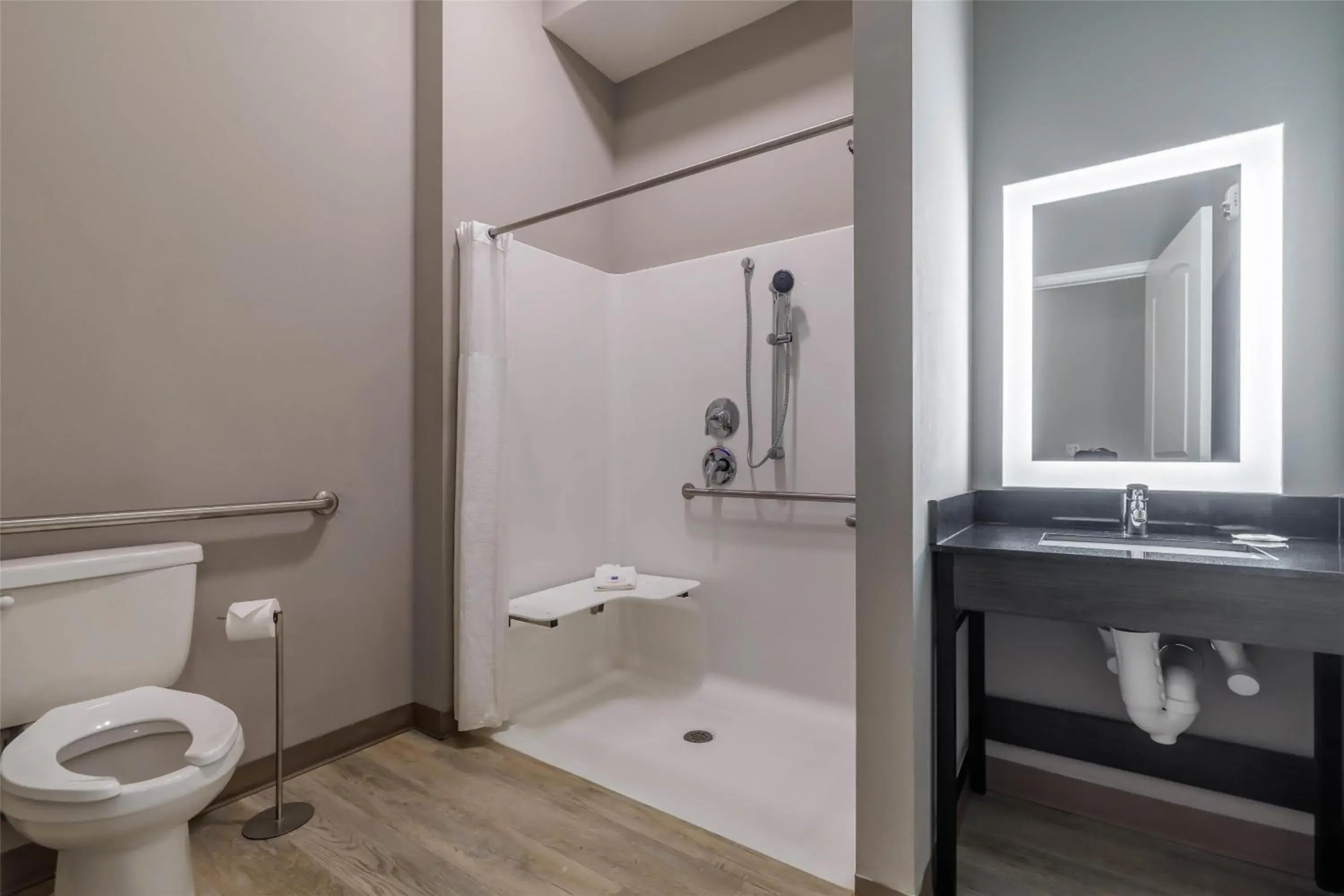 Bedroom in Studio 6 Gonzales, LA Baton Rouge Geismar Prairieville I 10 Bedroom in Studio 6 Gonzales, LA Baton Rouge Geismar Prairieville I 10