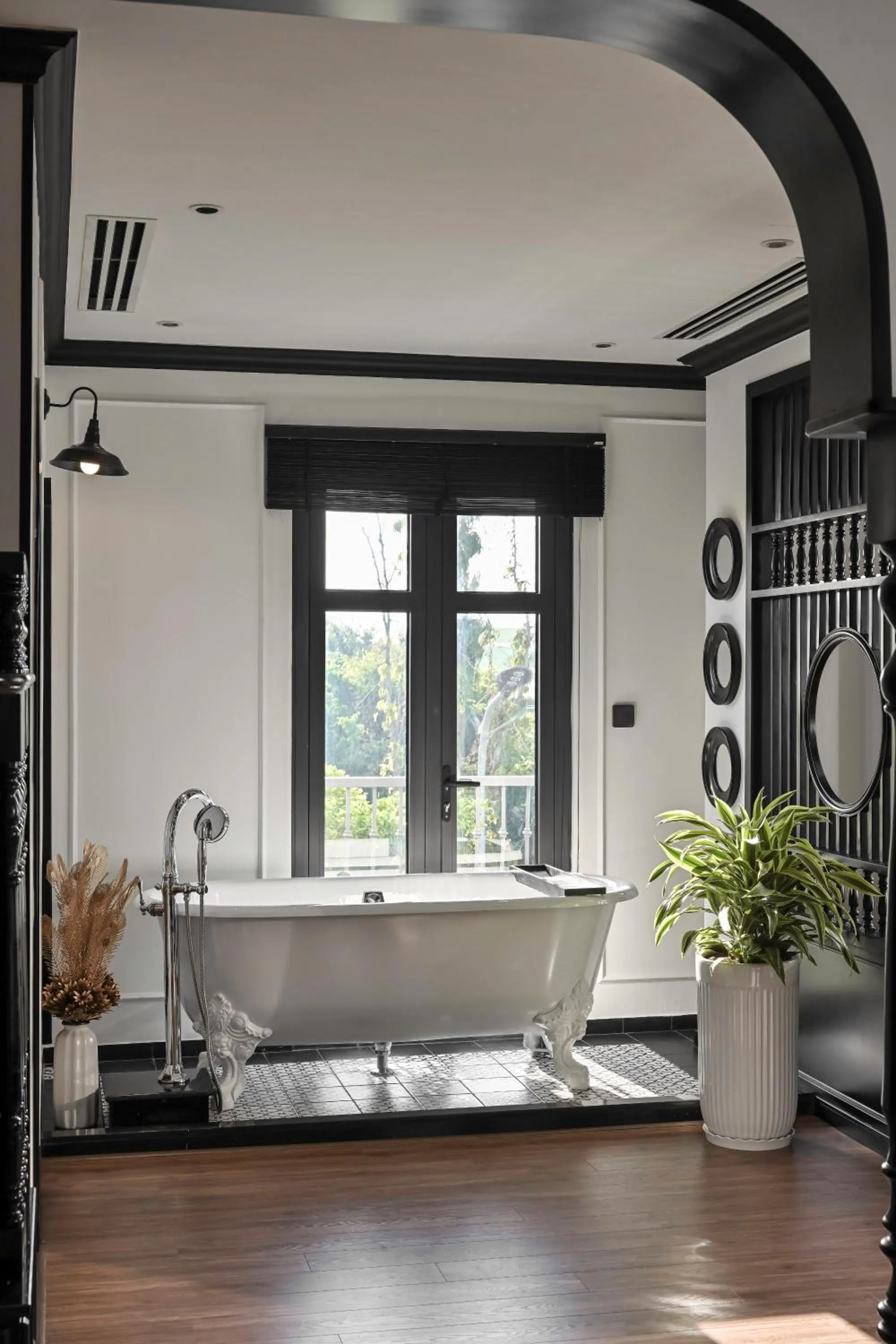 Bath in Thiên Ân Boutique Hotel