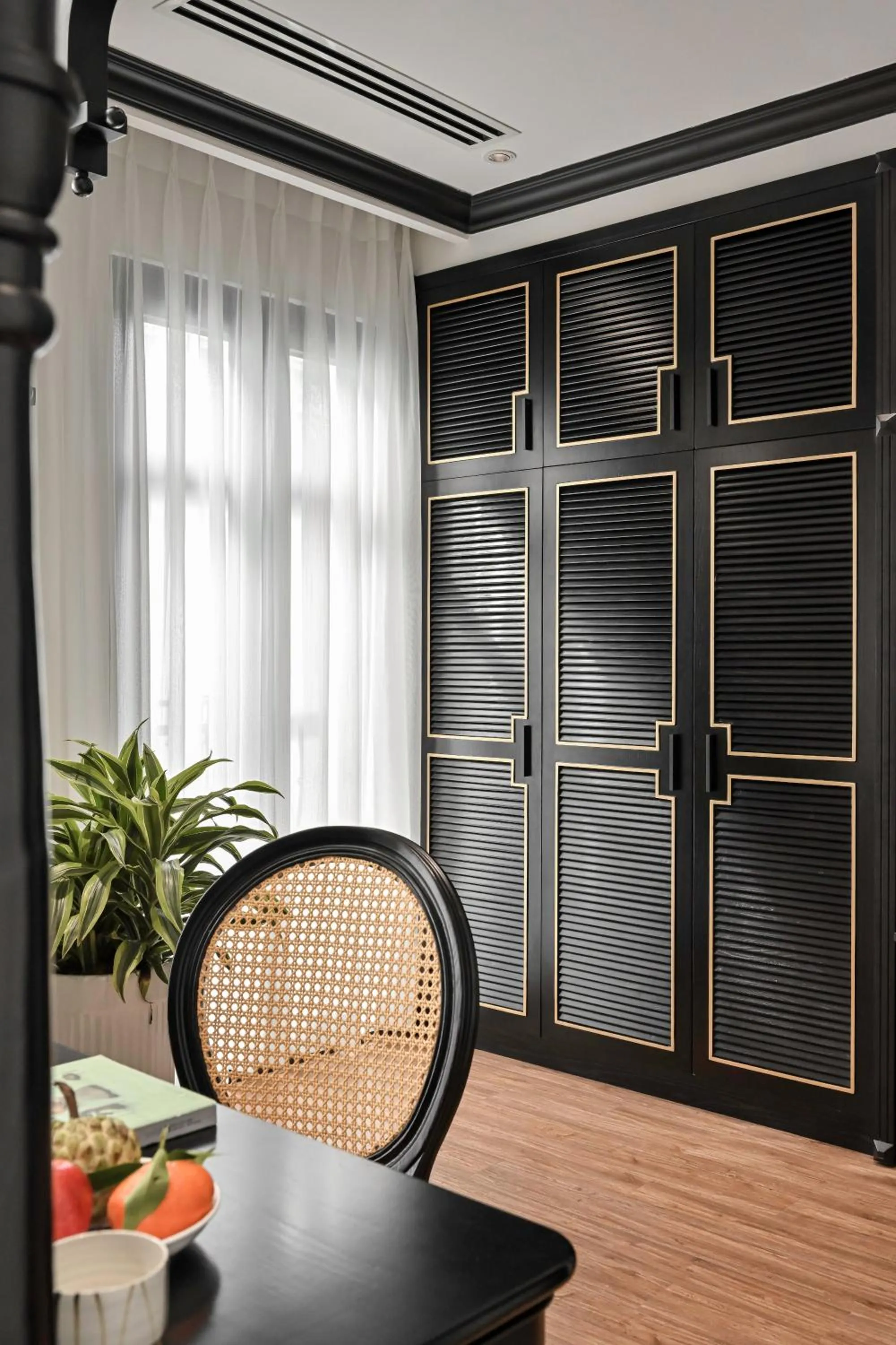 wardrobe in Thiên Ân Boutique Hotel