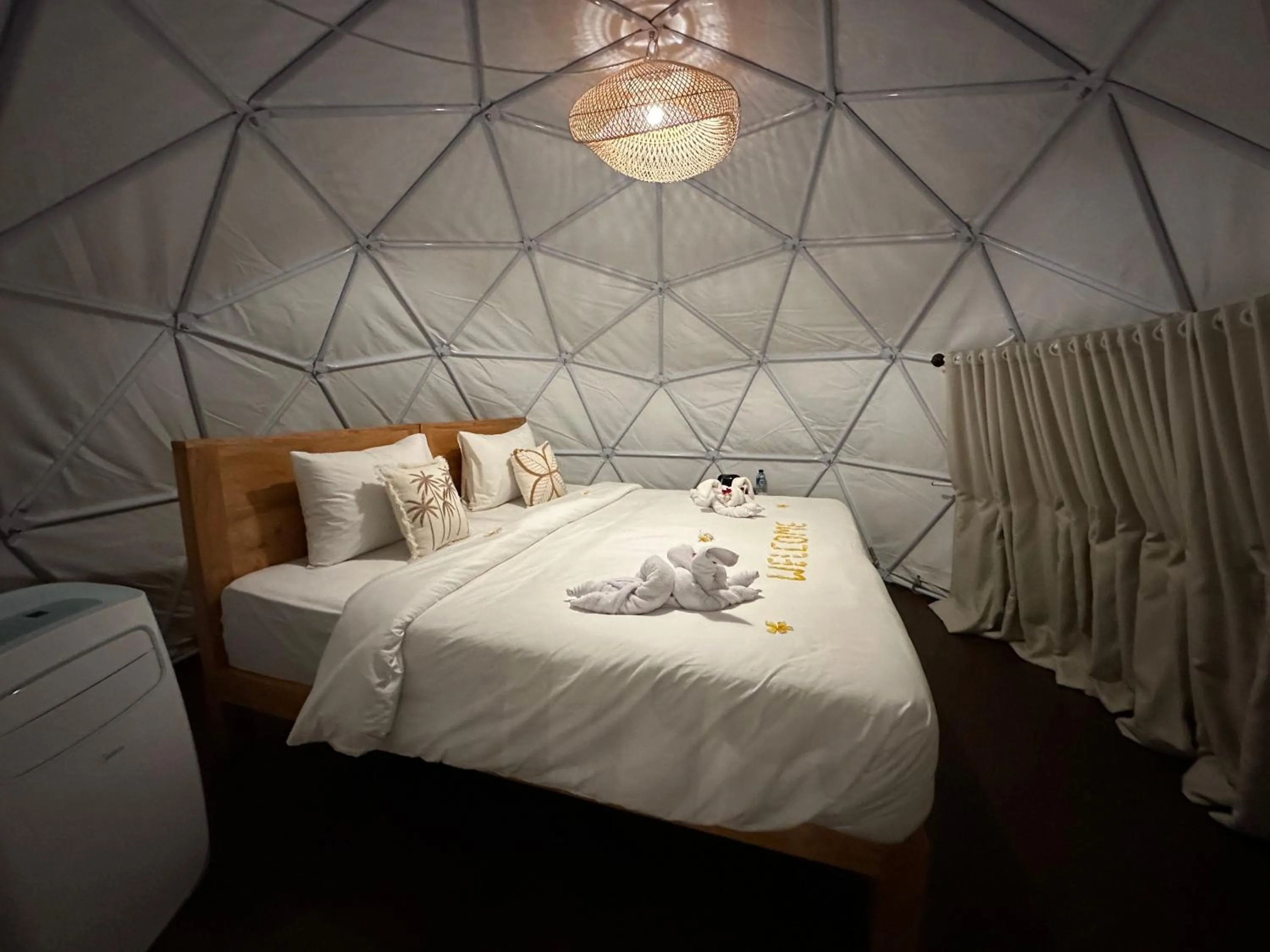 Bed in Glamping @ Pebbles & Fins