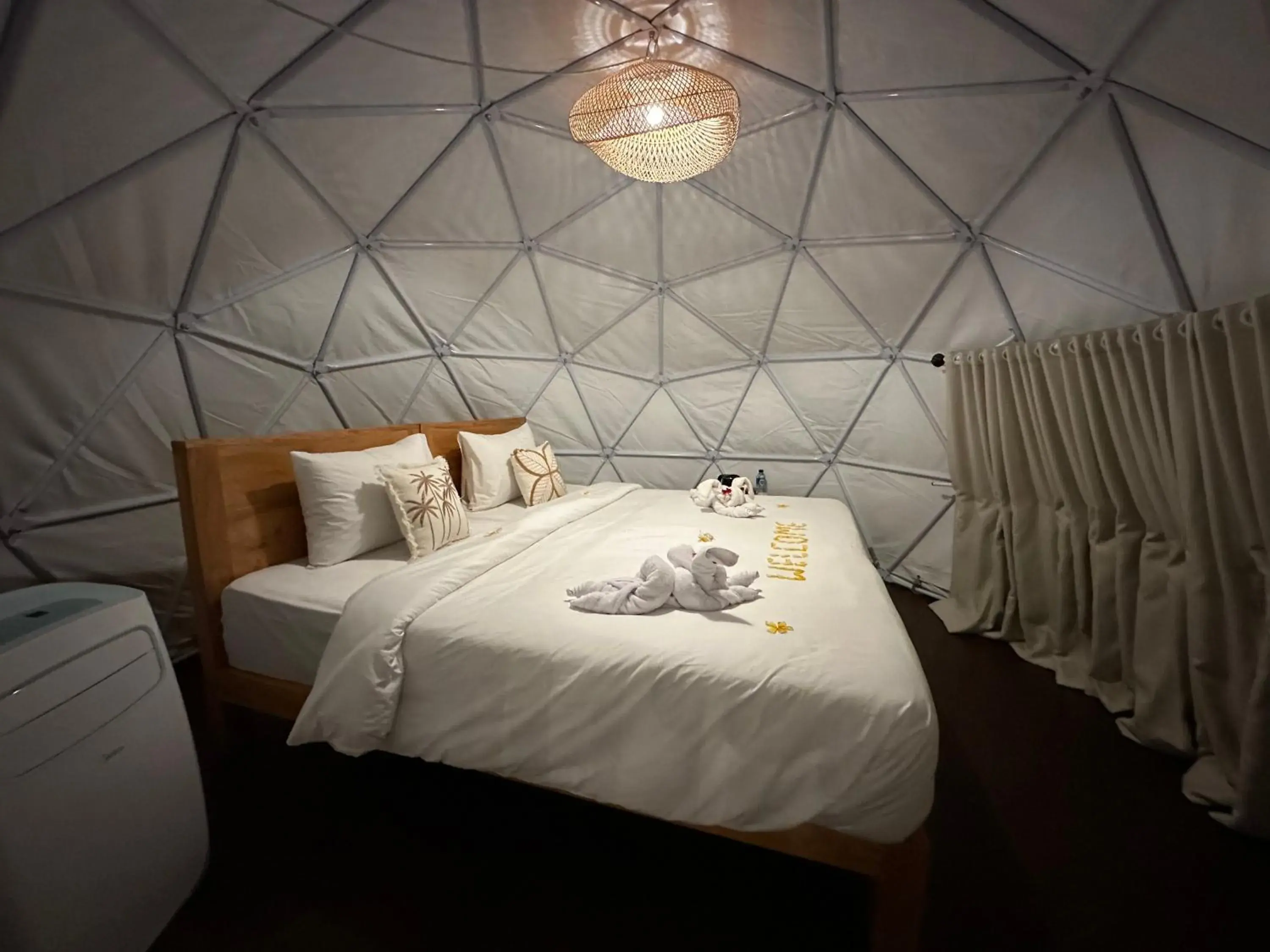 Bed in Glamping @ Pebbles & Fins Bed in Glamping @ Pebbles & Fins