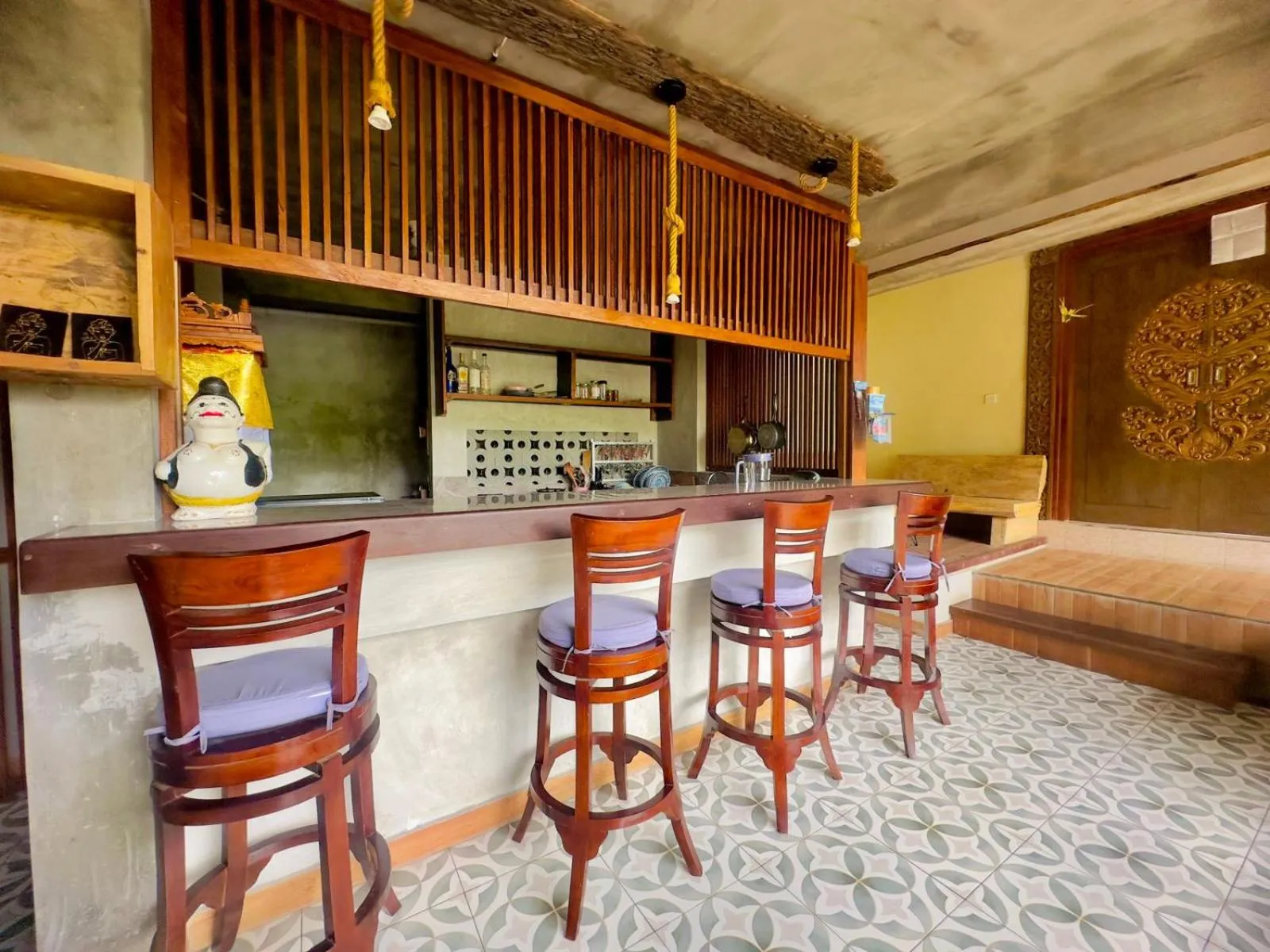 Restaurant/places to eat in Mandala Home Stay
