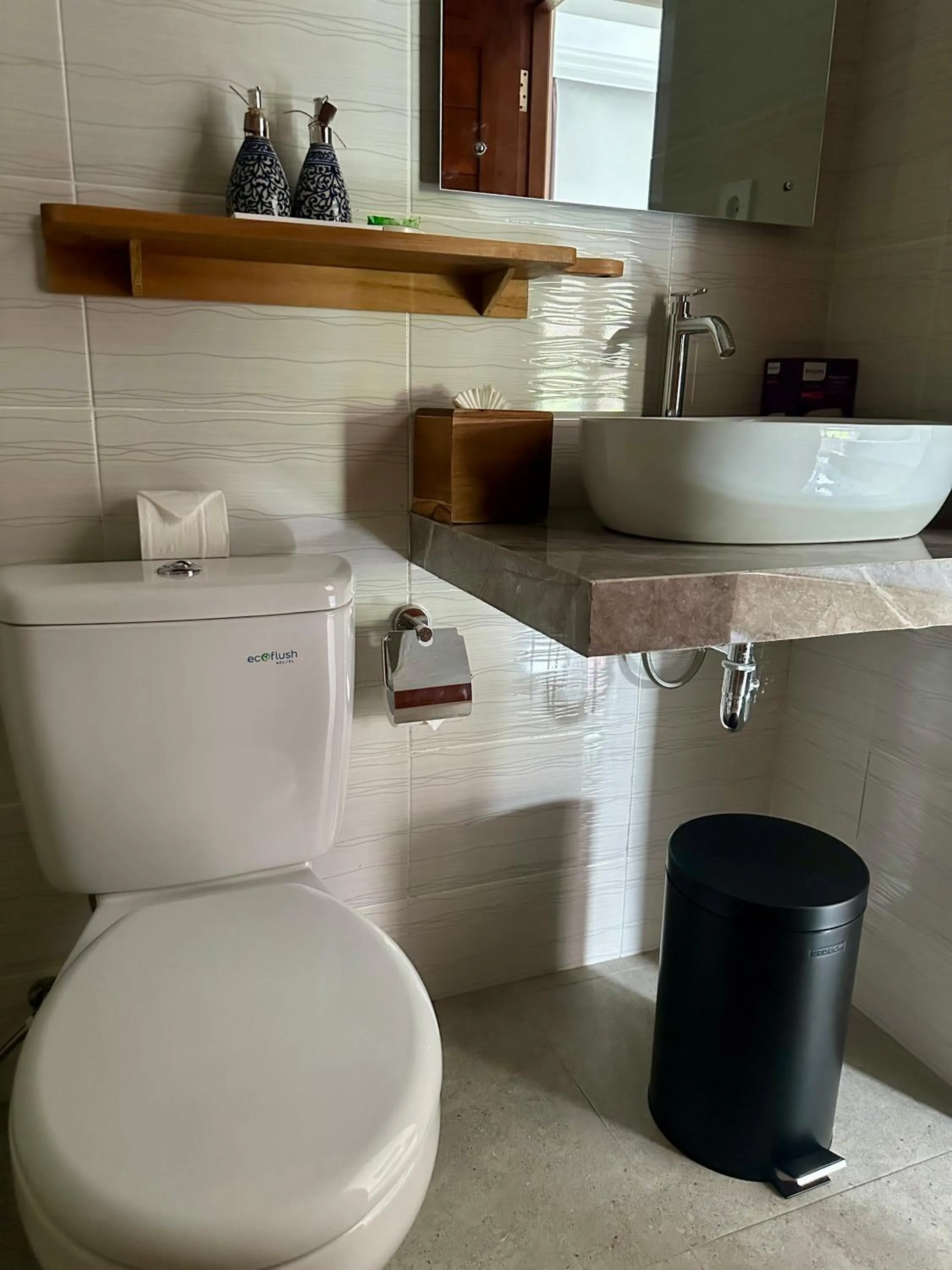 Toilet in Mandala Home Stay