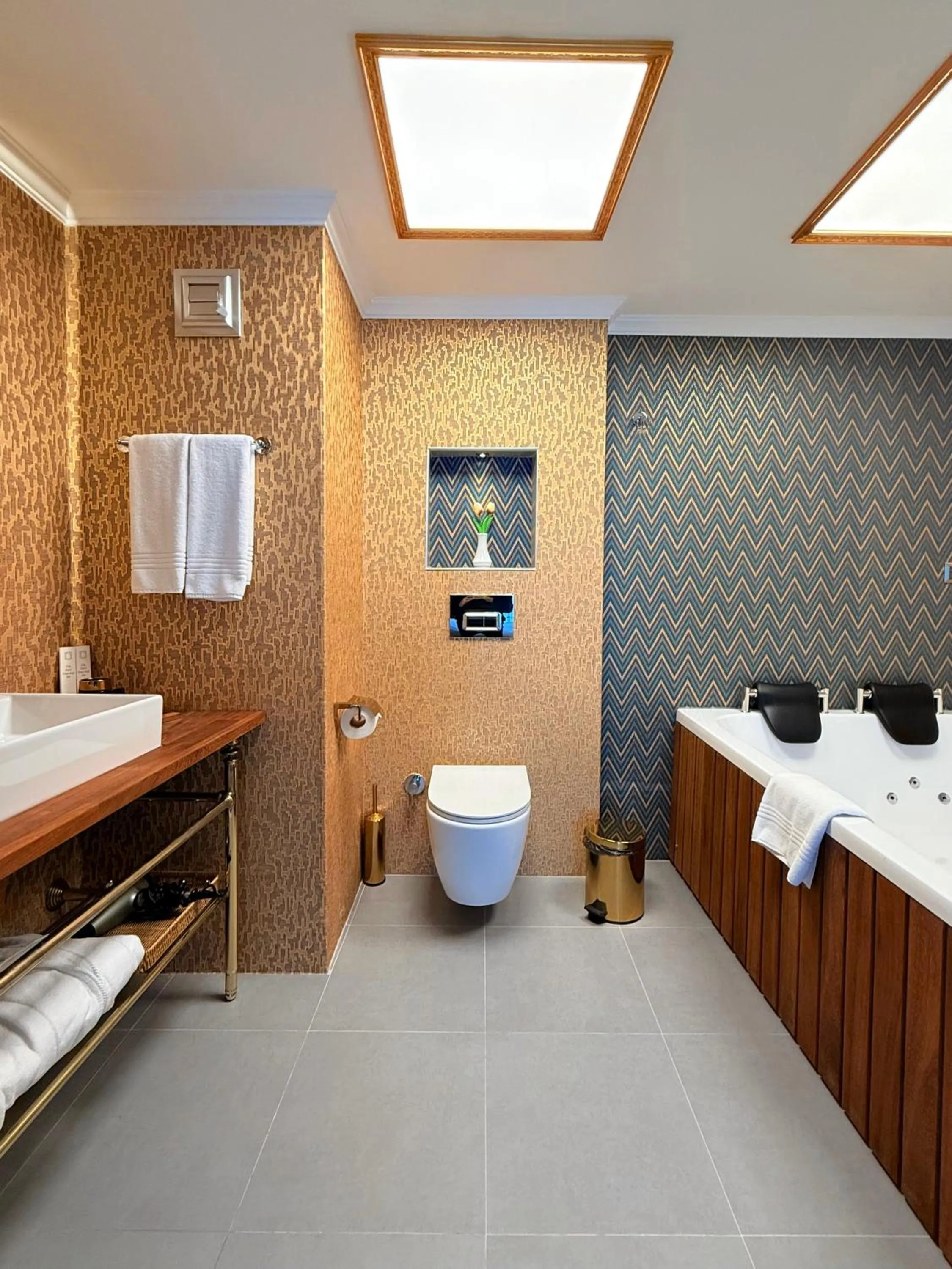 Bathroom in The Yalı Konak Hotel İzmir