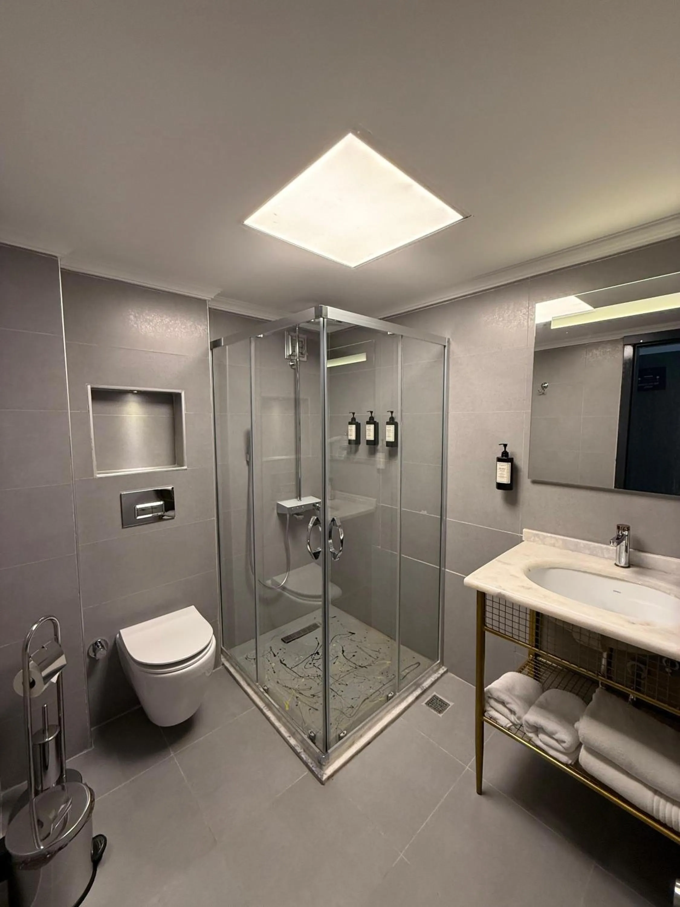 Bathroom in The Yalı Konak Hotel İzmir