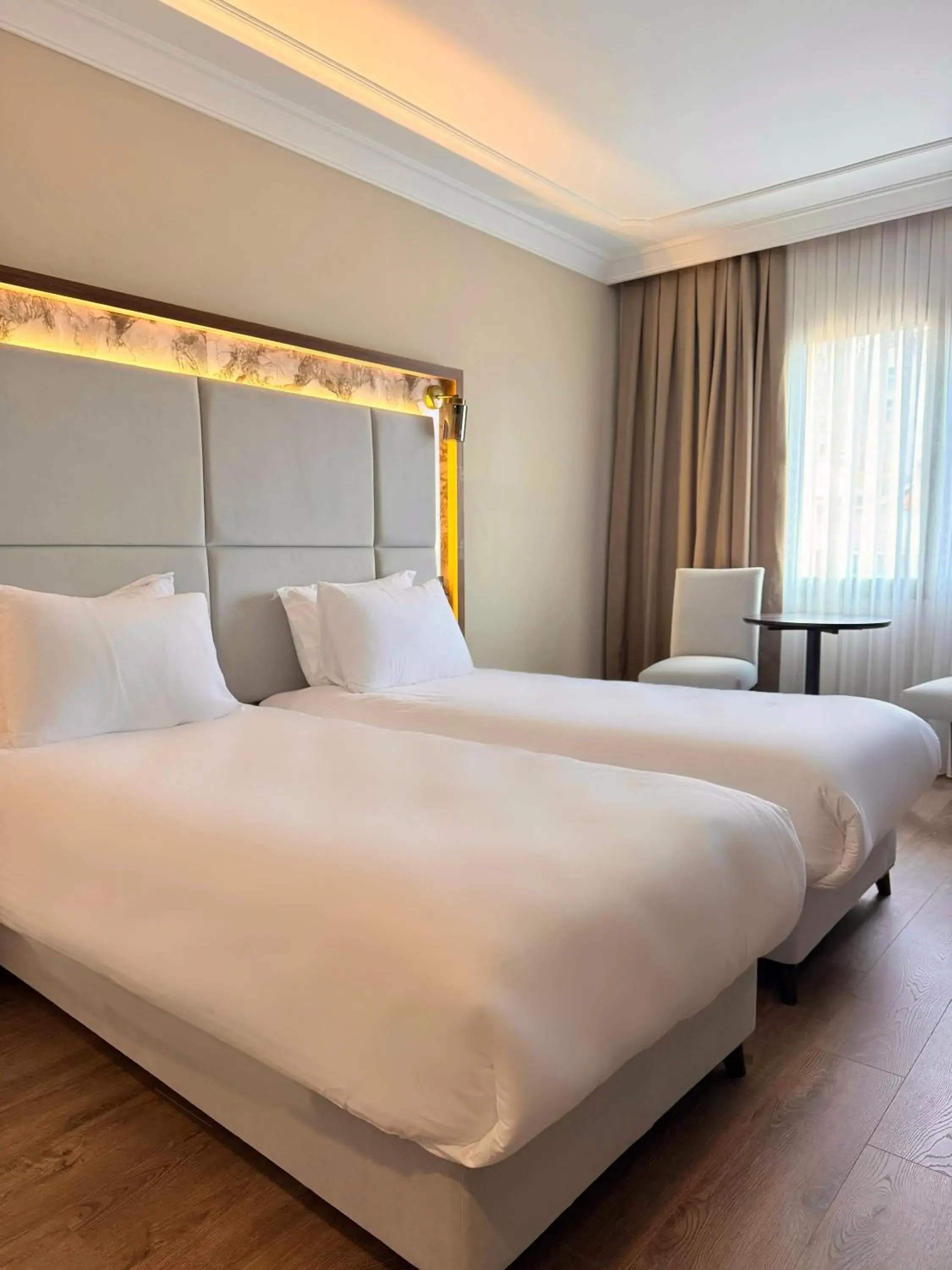 Bed in The Yalı Konak Hotel İzmir Bed in The Yalı Konak Hotel İzmir