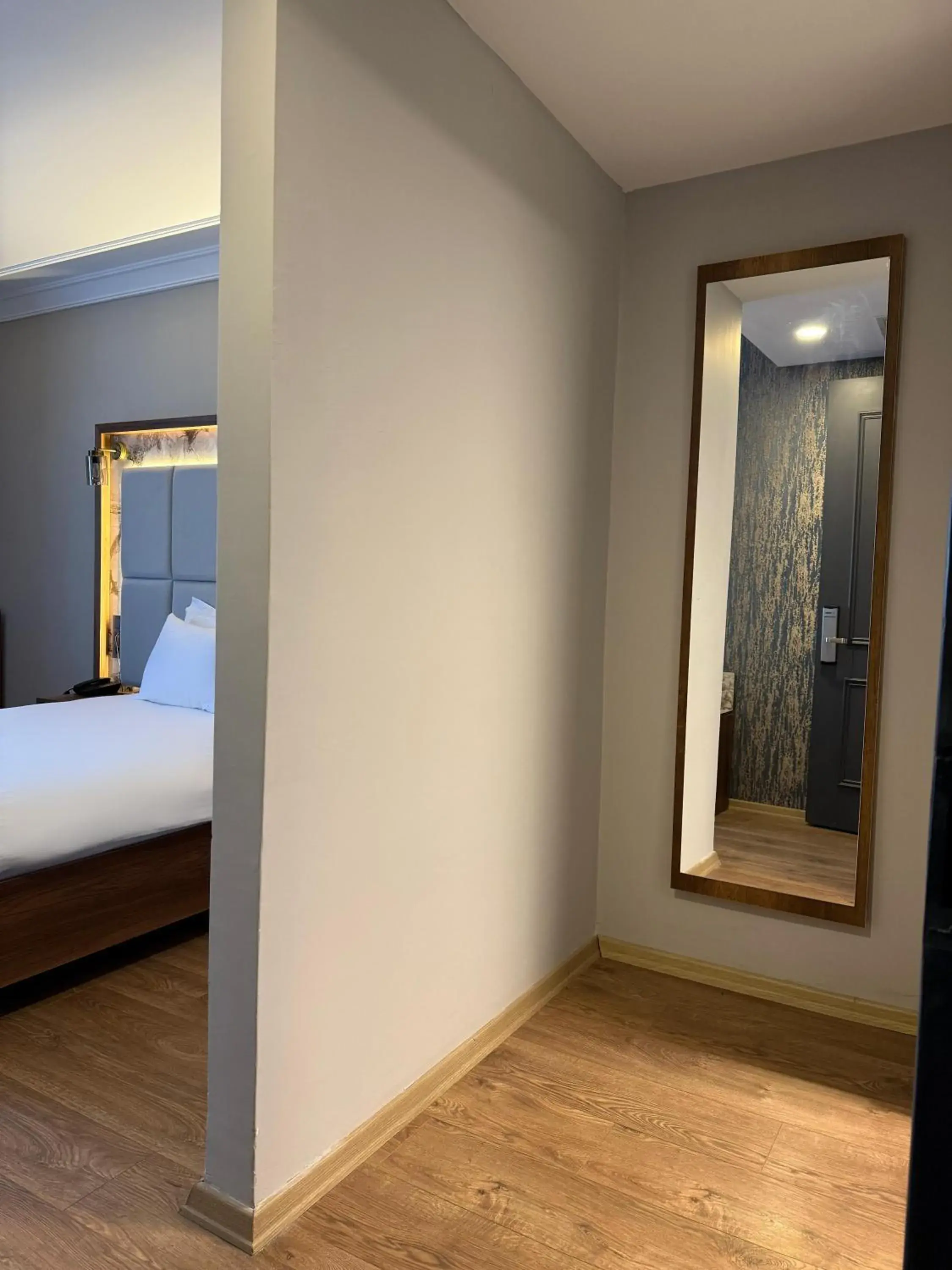 Photo of the whole room, Bed in The Yalı Konak Hotel İzmir Photo of the whole room, Bed in The Yalı Konak Hotel İzmir