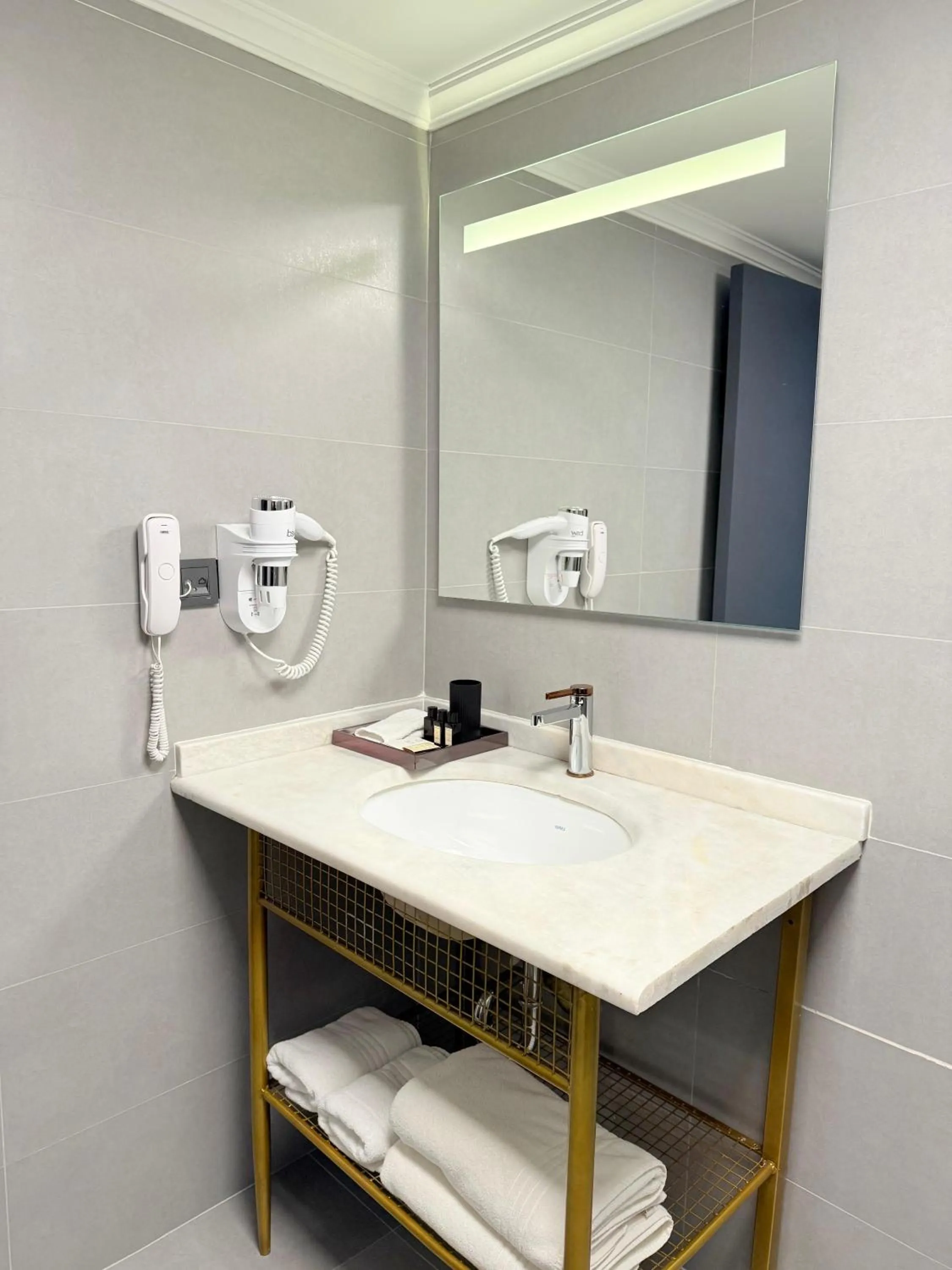 Bathroom in The Yalı Konak Hotel İzmir