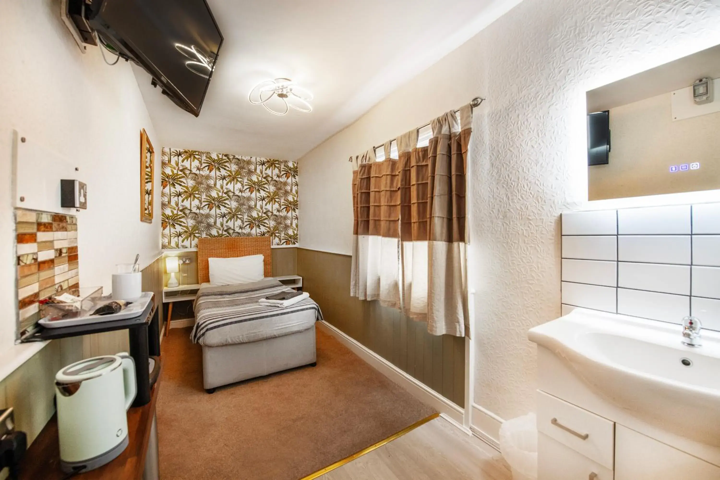 Single Room - single occupancy in Baldwin House Single Room - single occupancy in Baldwin House