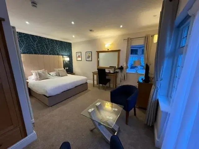 Bedroom, Bed in The Diplomat Hotel Restaurant & Spa Bedroom, Bed in The Diplomat Hotel Restaurant & Spa