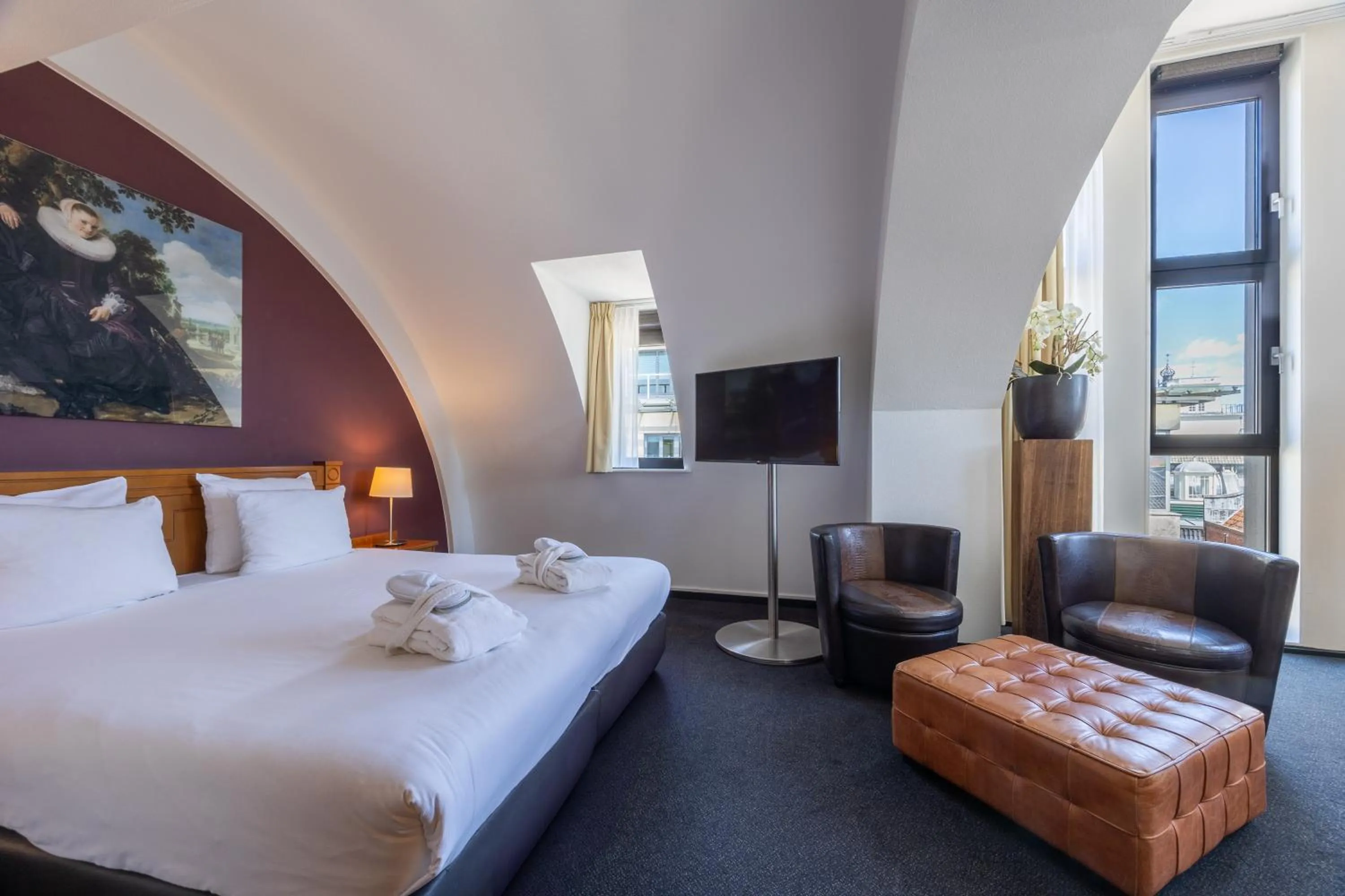 Bedroom, Bed in Amrâth Grand Hotel Frans Hals