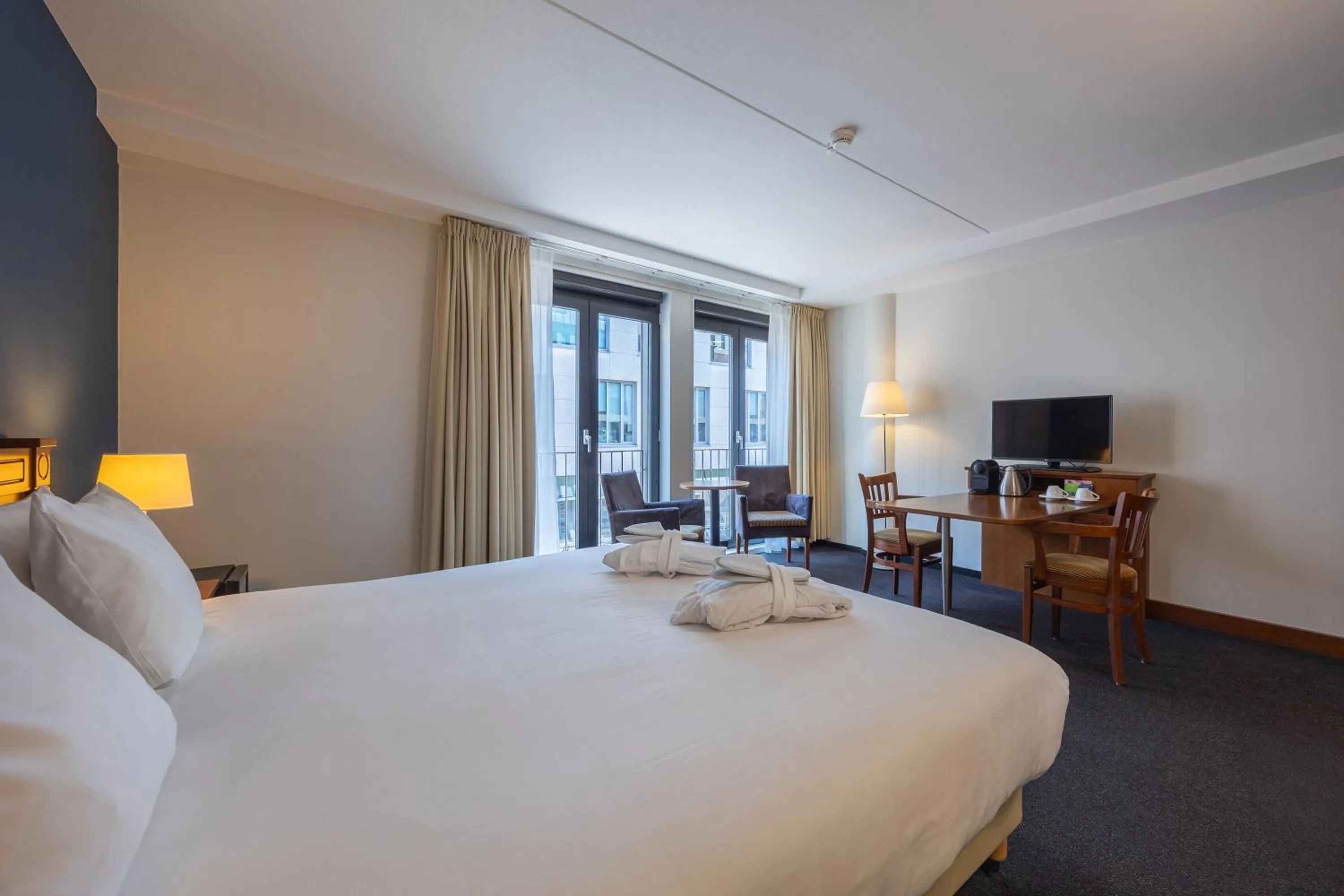 Bedroom, Bed in Amrâth Grand Hotel Frans Hals