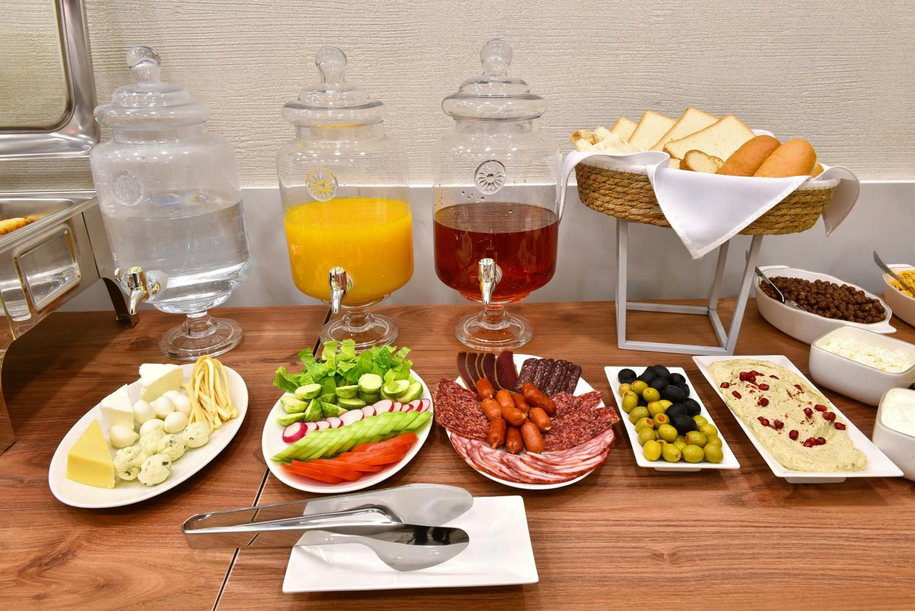 Food and drinks in The House Hotel Yerevan