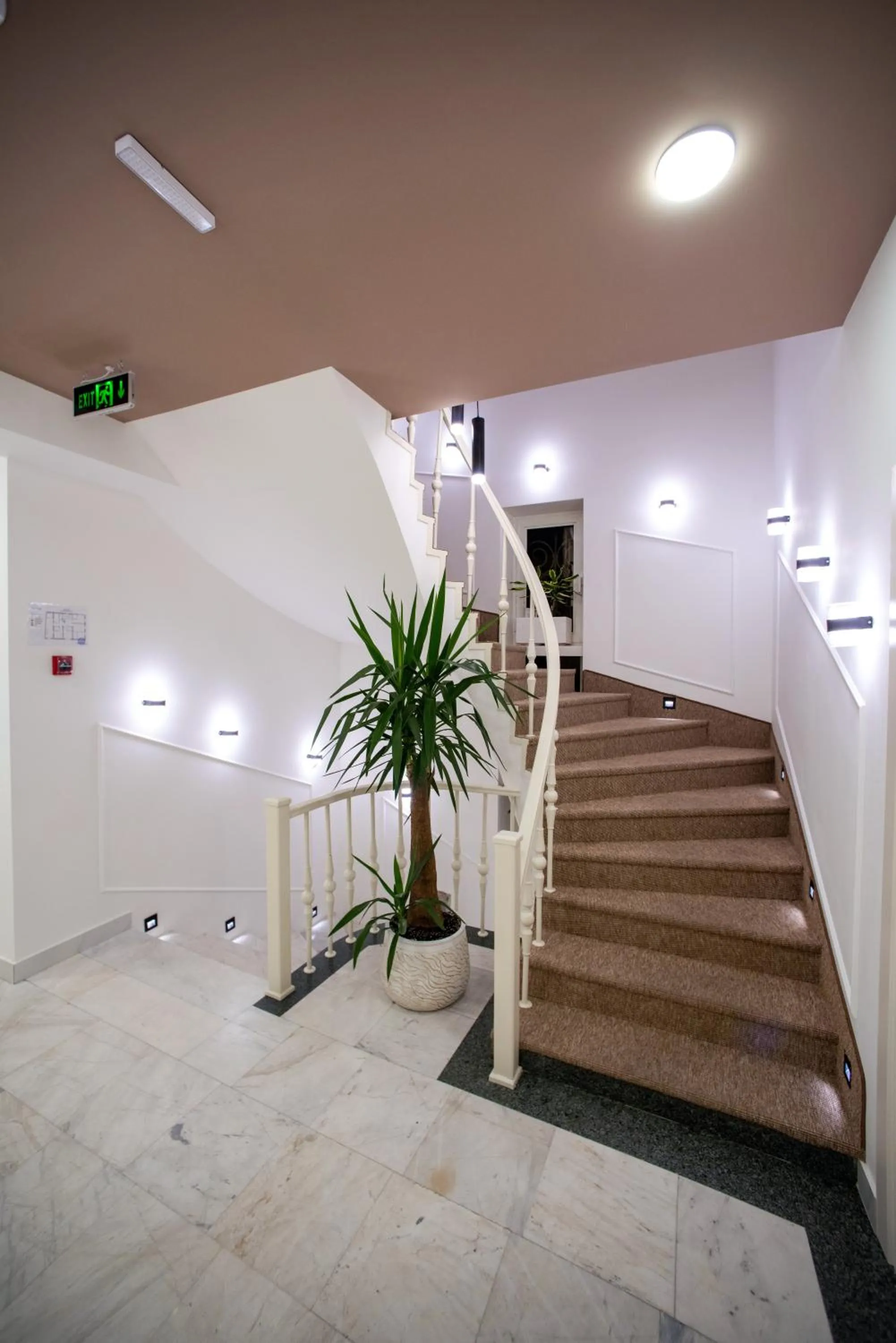 Communal lounge/ TV room in The House Hotel Yerevan