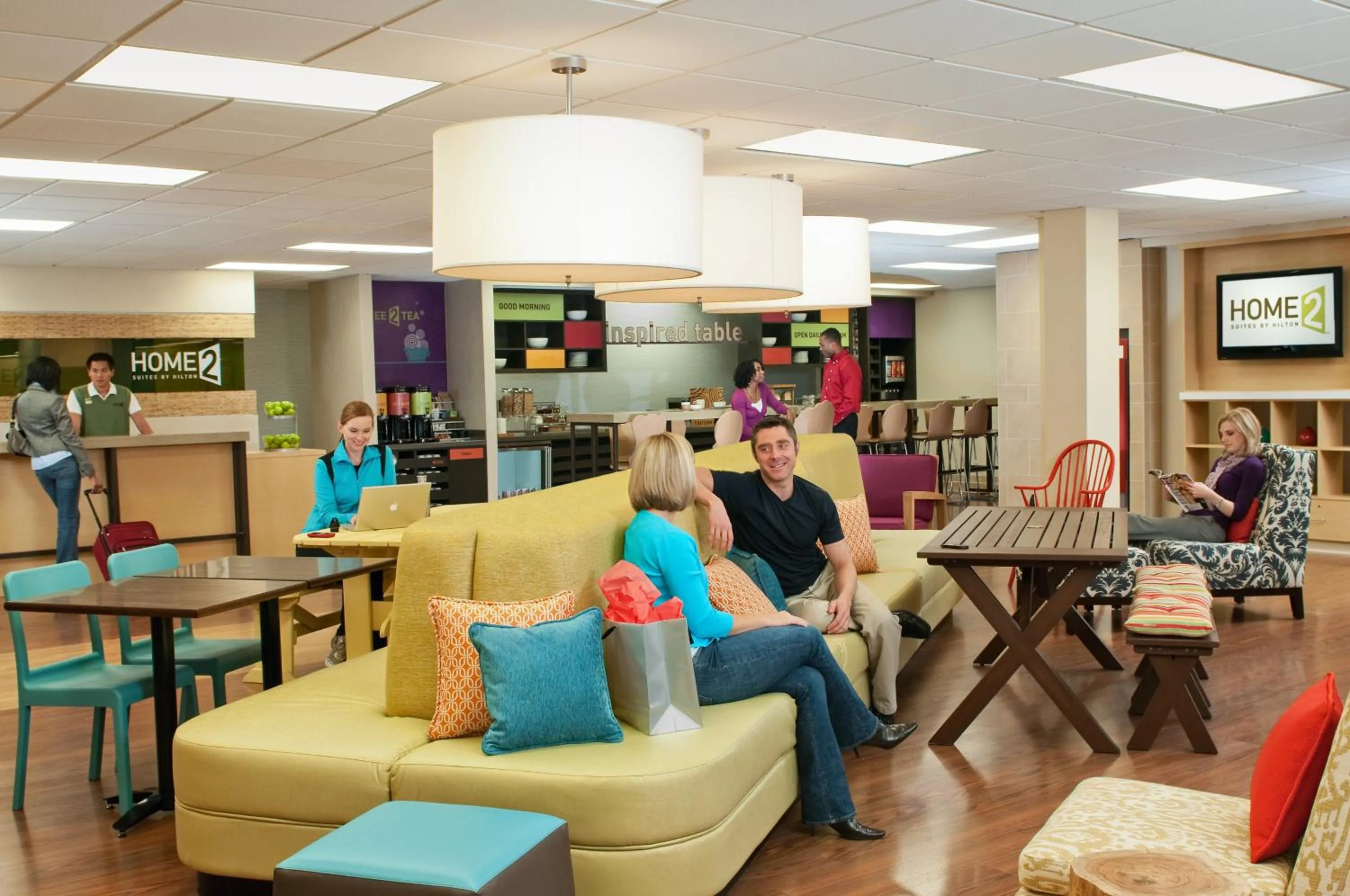 Seating area in Home2 Suites By Hilton Winter Garden