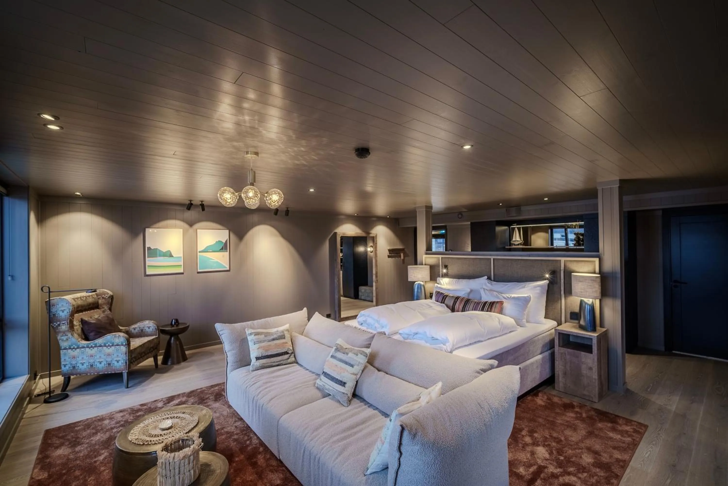 Photo of the whole room, Bed in Henningsvær Bryggehotell - by Classic Norway Hotels