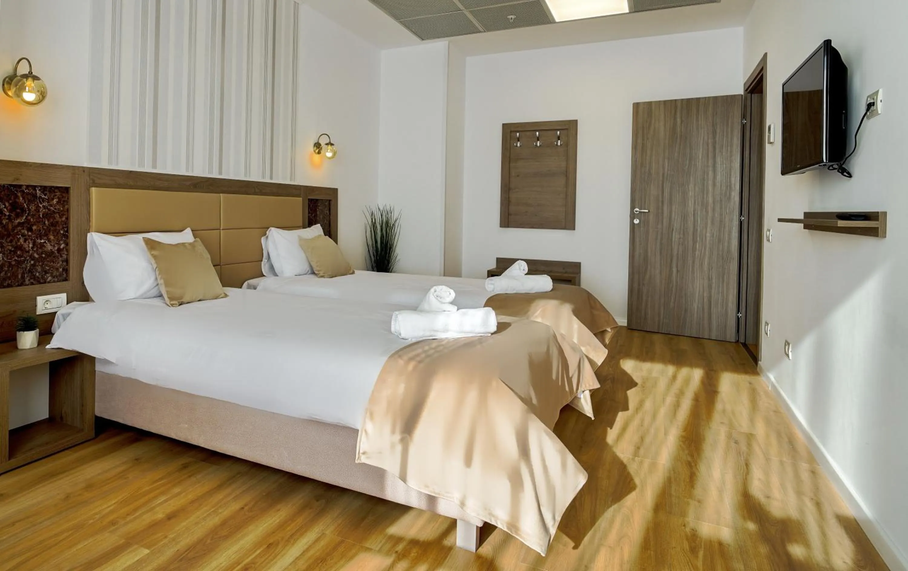 Bed in Sir Fundeni Hotel