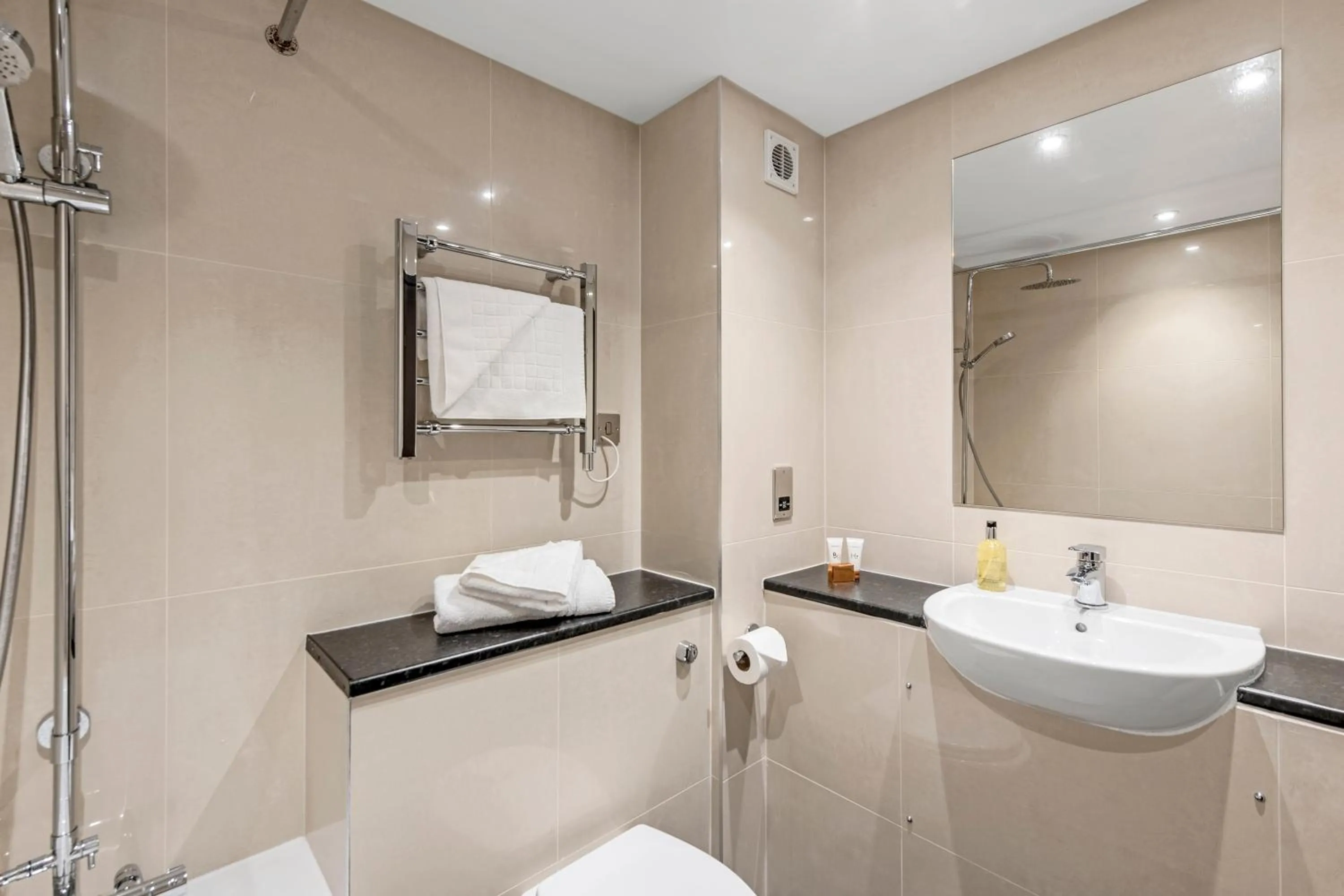 Bathroom in Dragonfly Hotel Bury St Edmunds