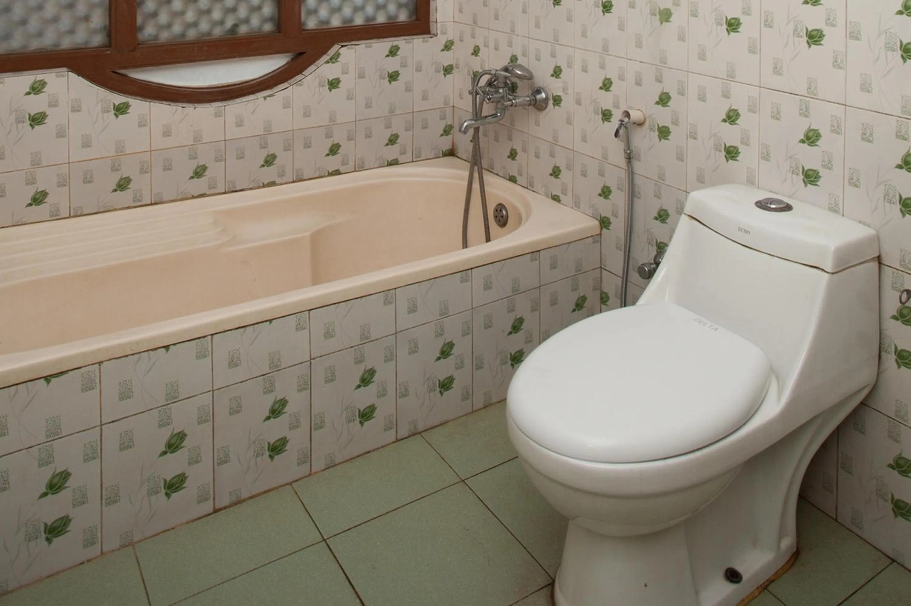 Bathroom in Shiva Shankar Hotel