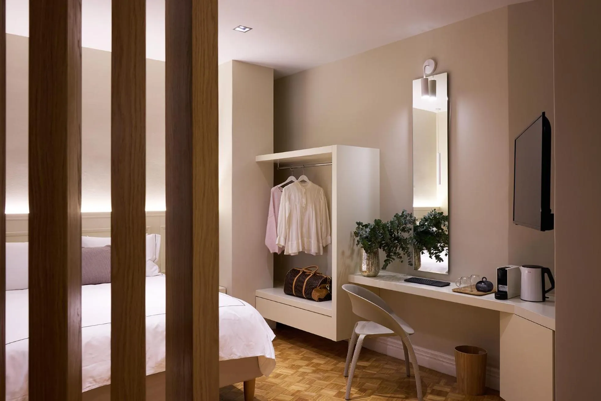 Bed in Vrachos Athens Suites