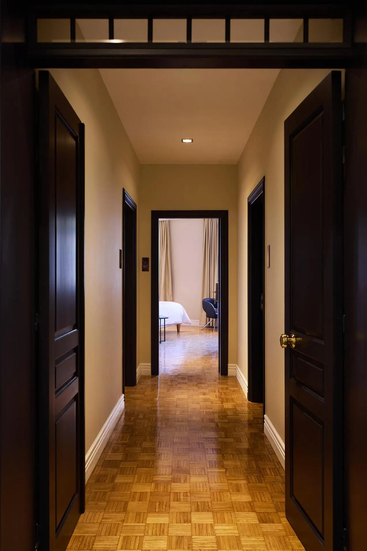 Property building, Bed in Vrachos Athens Suites