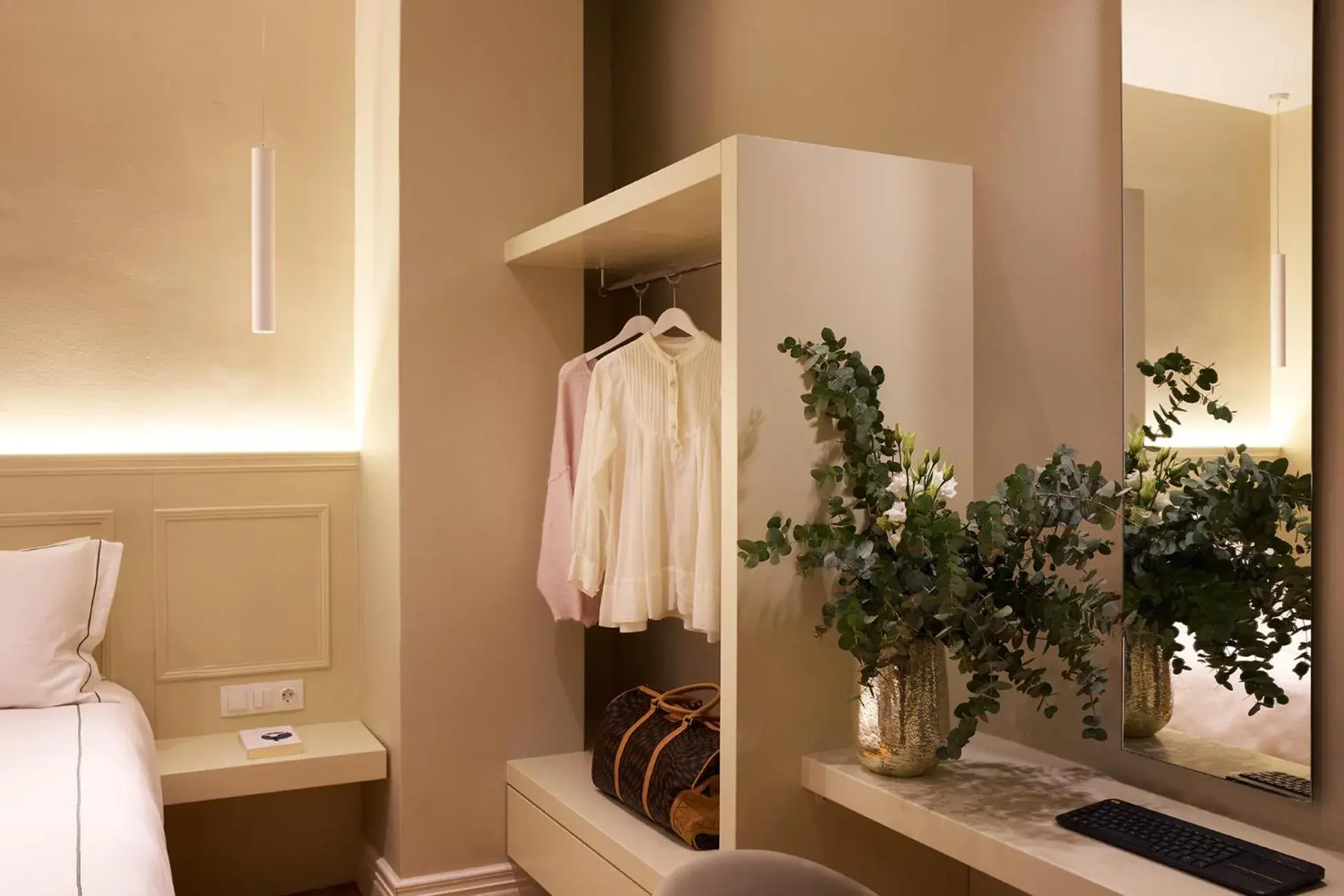 Bedroom, Bed in Vrachos Athens Suites Bedroom, Bed in Vrachos Athens Suites