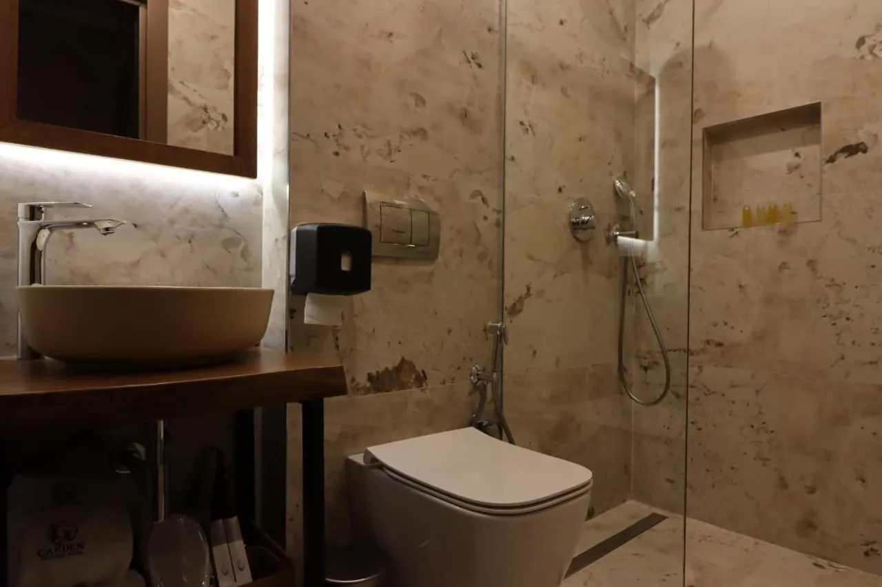 Shower in Garden Boutique Hotel