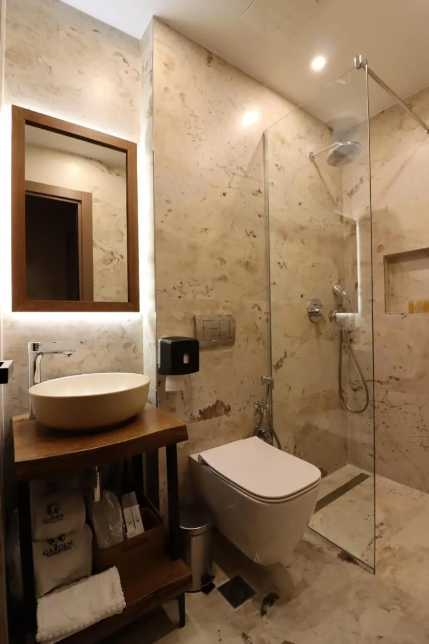 Shower in Garden Boutique Hotel