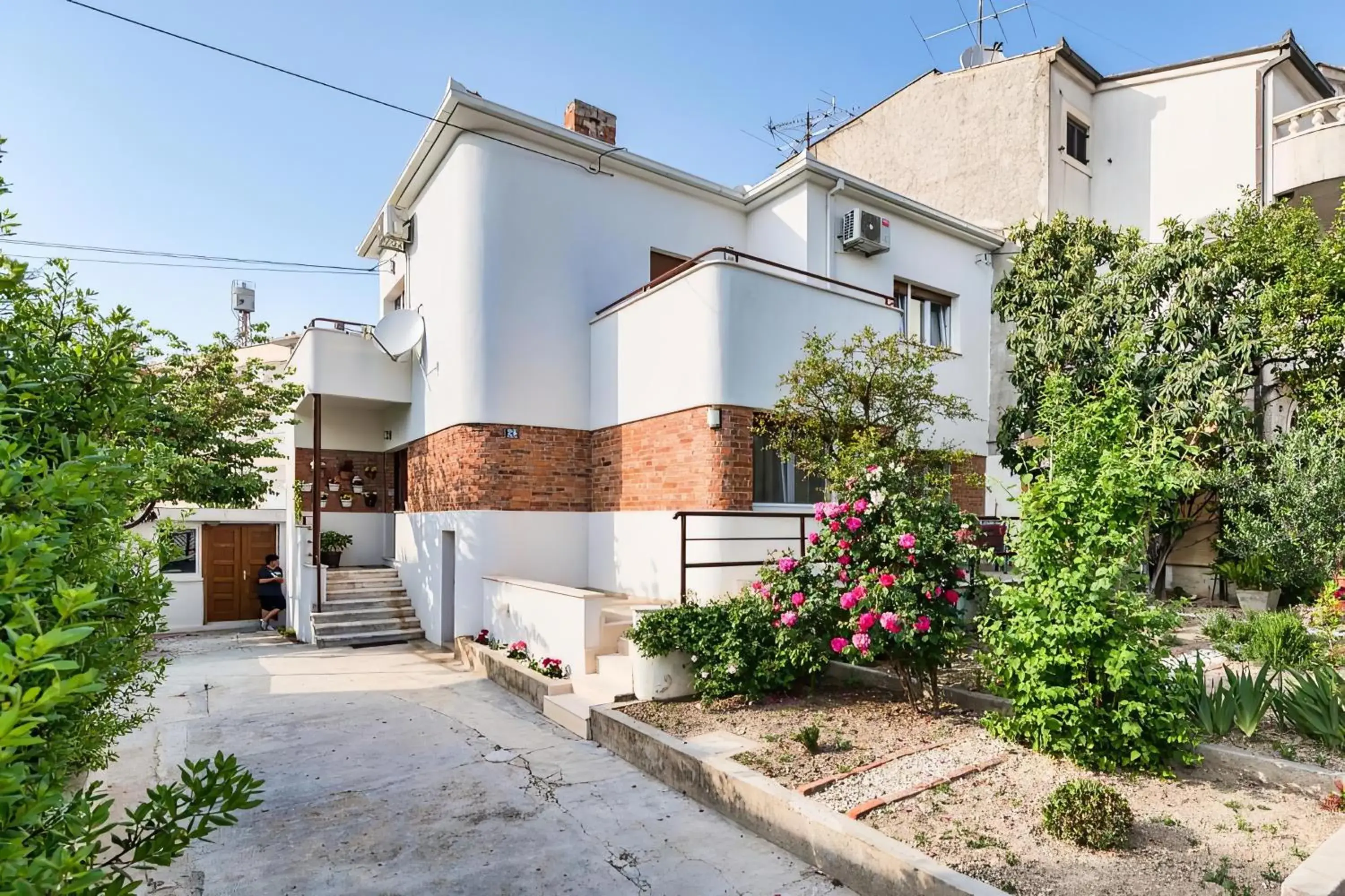 Happy Home - Rental Residence Happy Home - Rental Residence