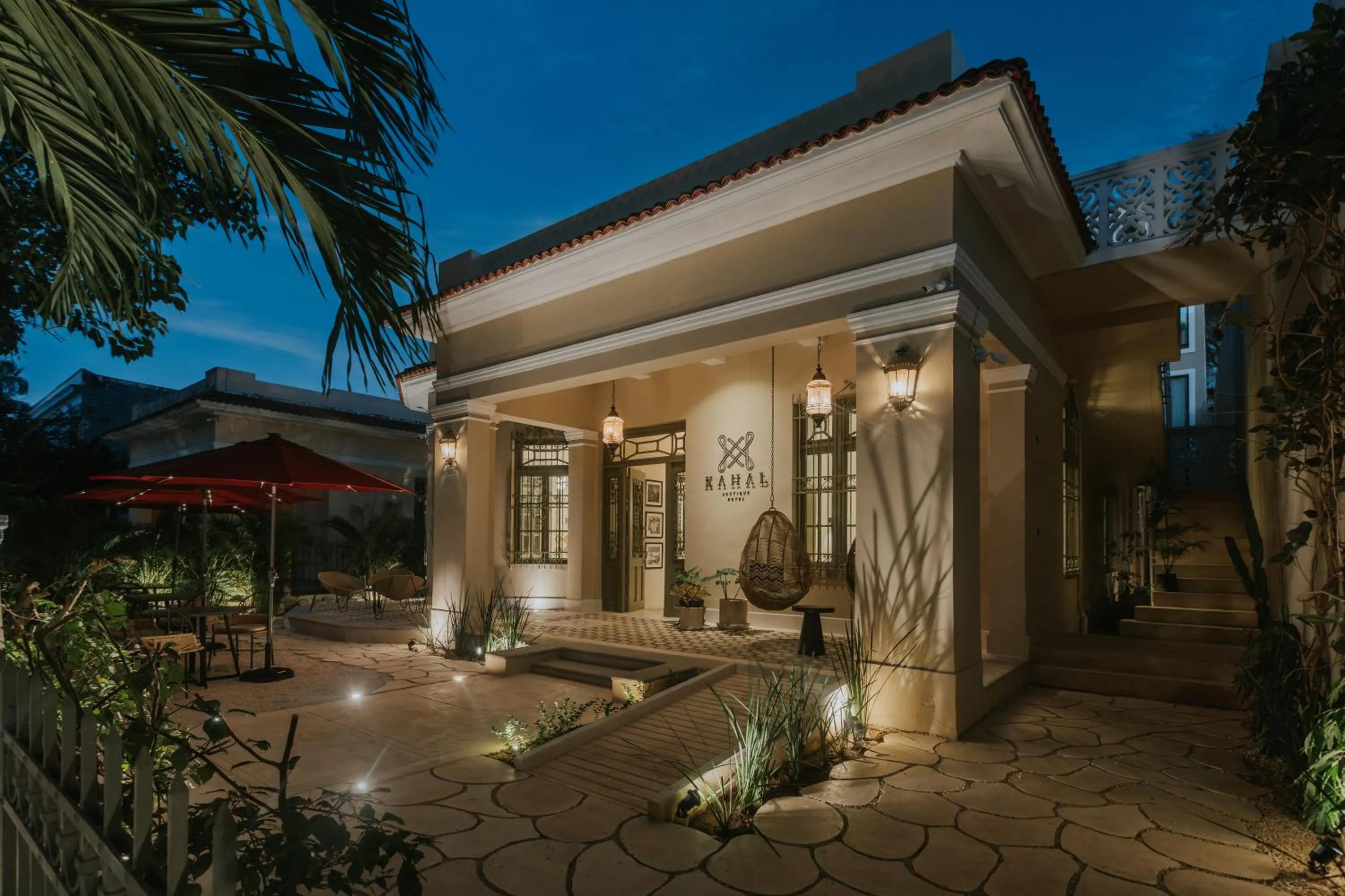 Property building in Kahal Hotel Adults Only - Paseo Montejo