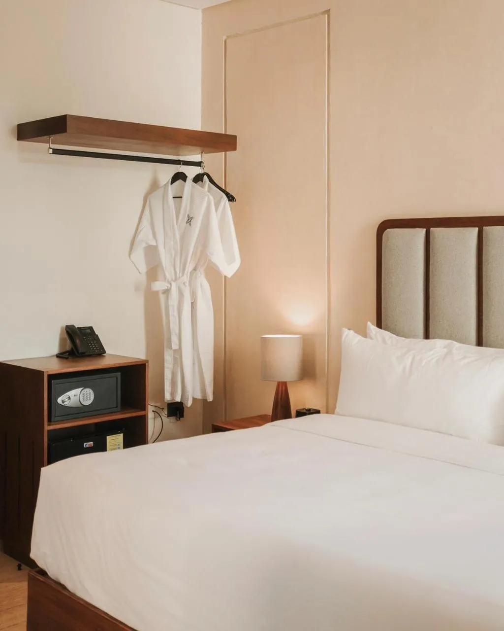 Photo of the whole room, Bed in Kahal Hotel Adults Only - Paseo Montejo