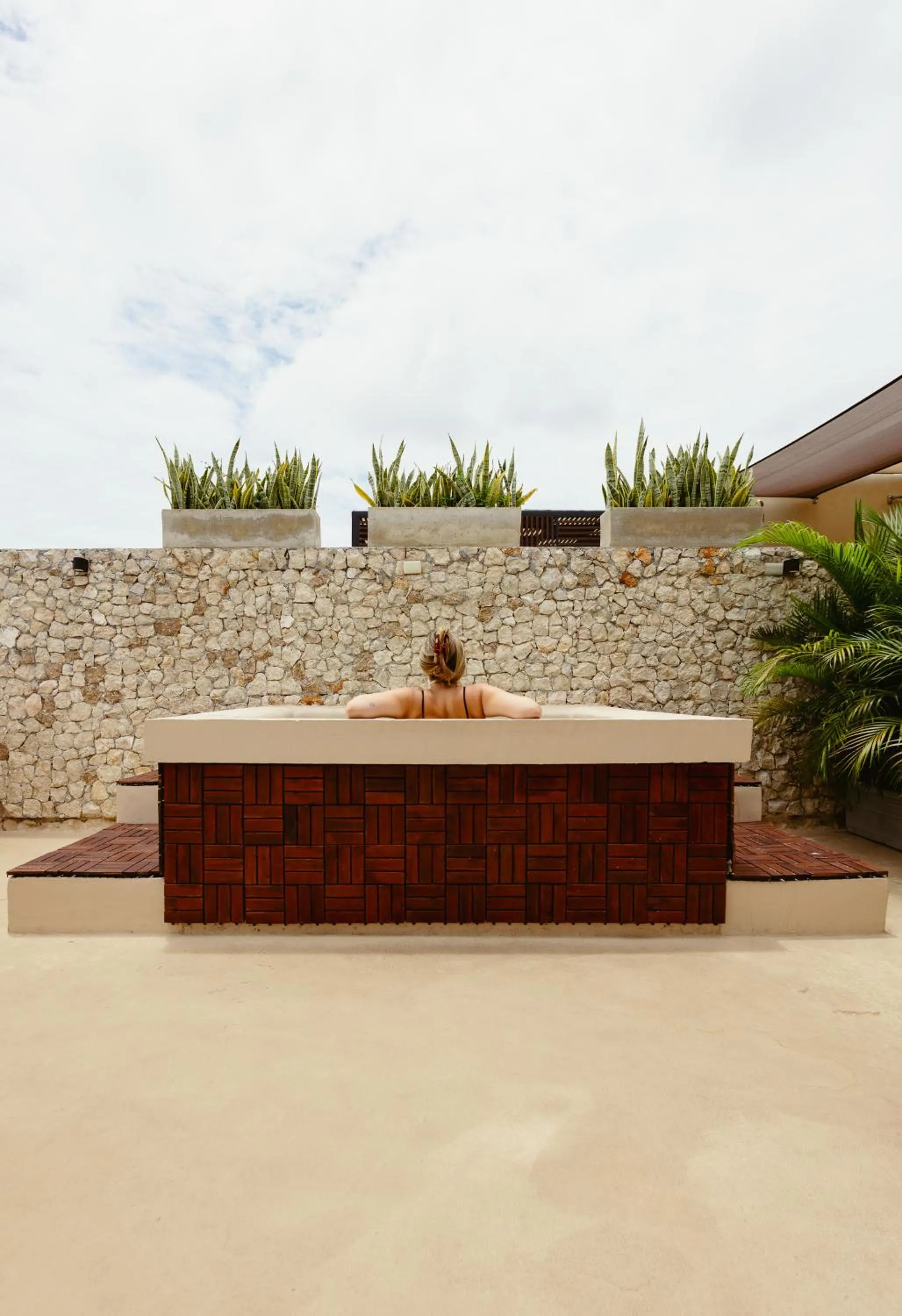 Swimming pool in Kahal Hotel Adults Only - Paseo Montejo