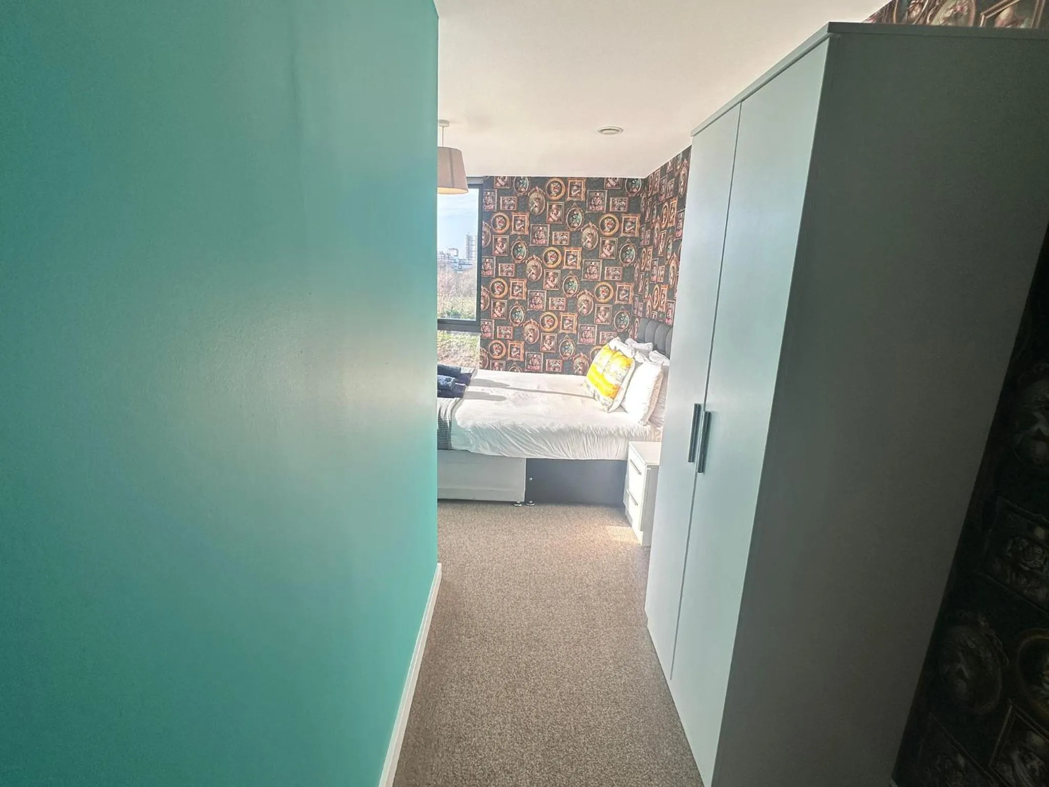 Bedroom, Bed in Adelphi Wharf Apartments by Beehosting