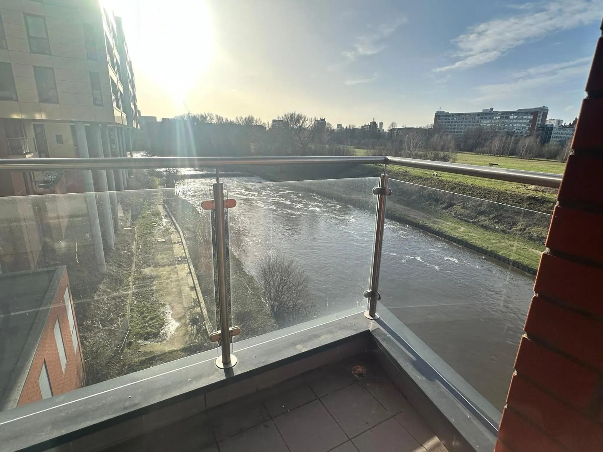 Balcony/Terrace in Adelphi Wharf Apartments by Beehosting