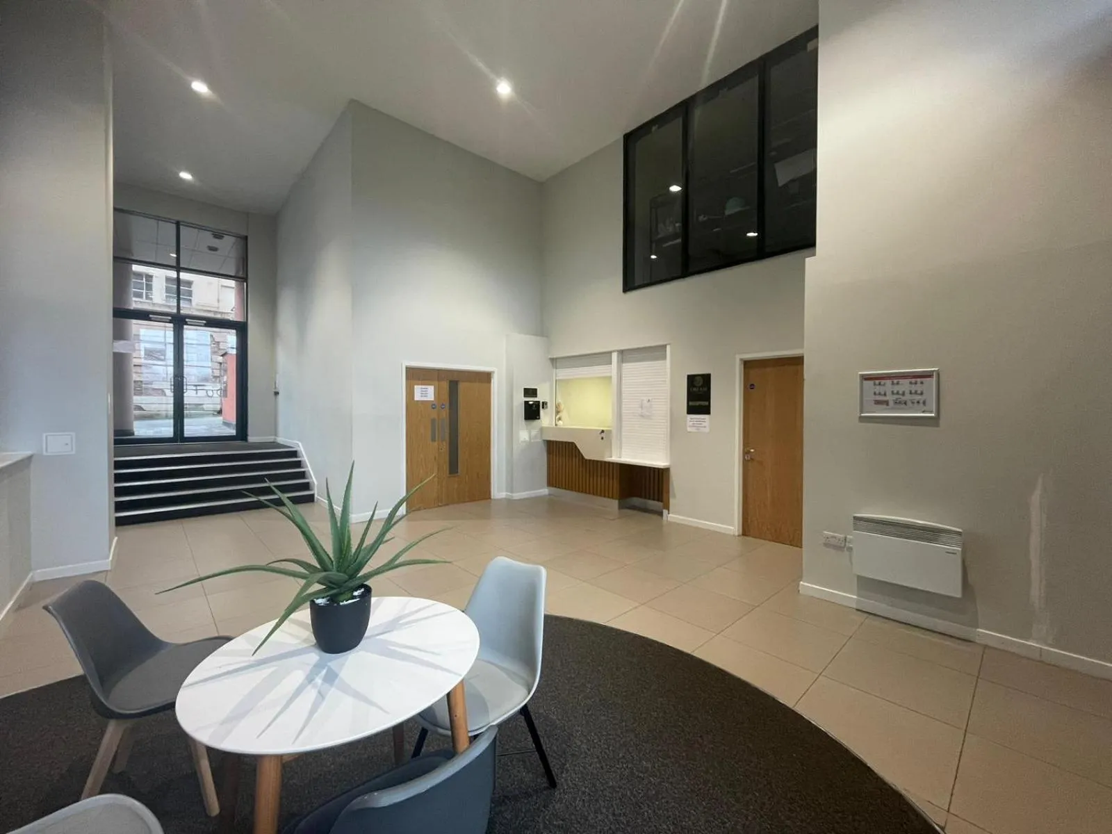 Lobby or reception in Adelphi Wharf Apartments by Beehosting