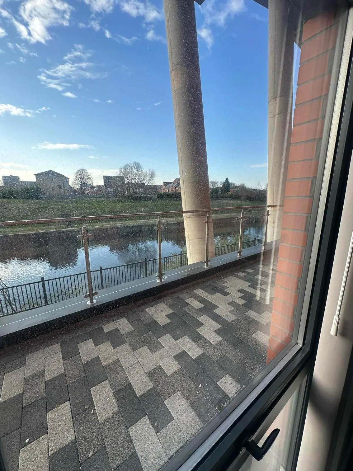 River view in Adelphi Wharf Apartments by Beehosting