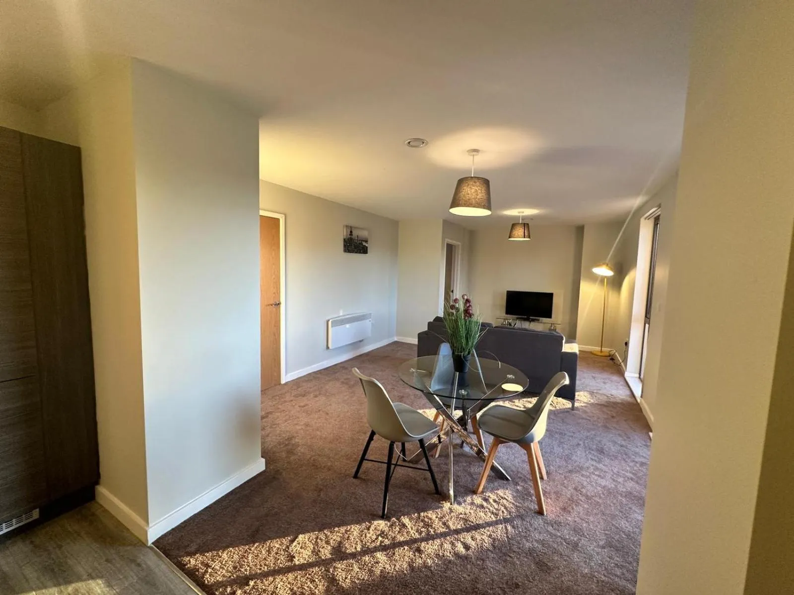 TV and multimedia in Adelphi Wharf Apartments by Beehosting