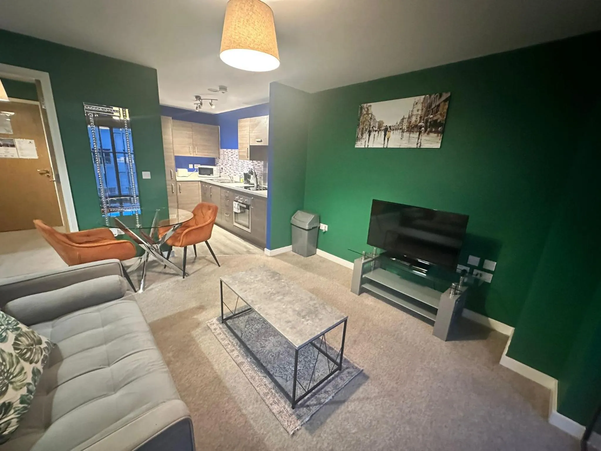 Living room in Adelphi Wharf Apartments by Beehosting