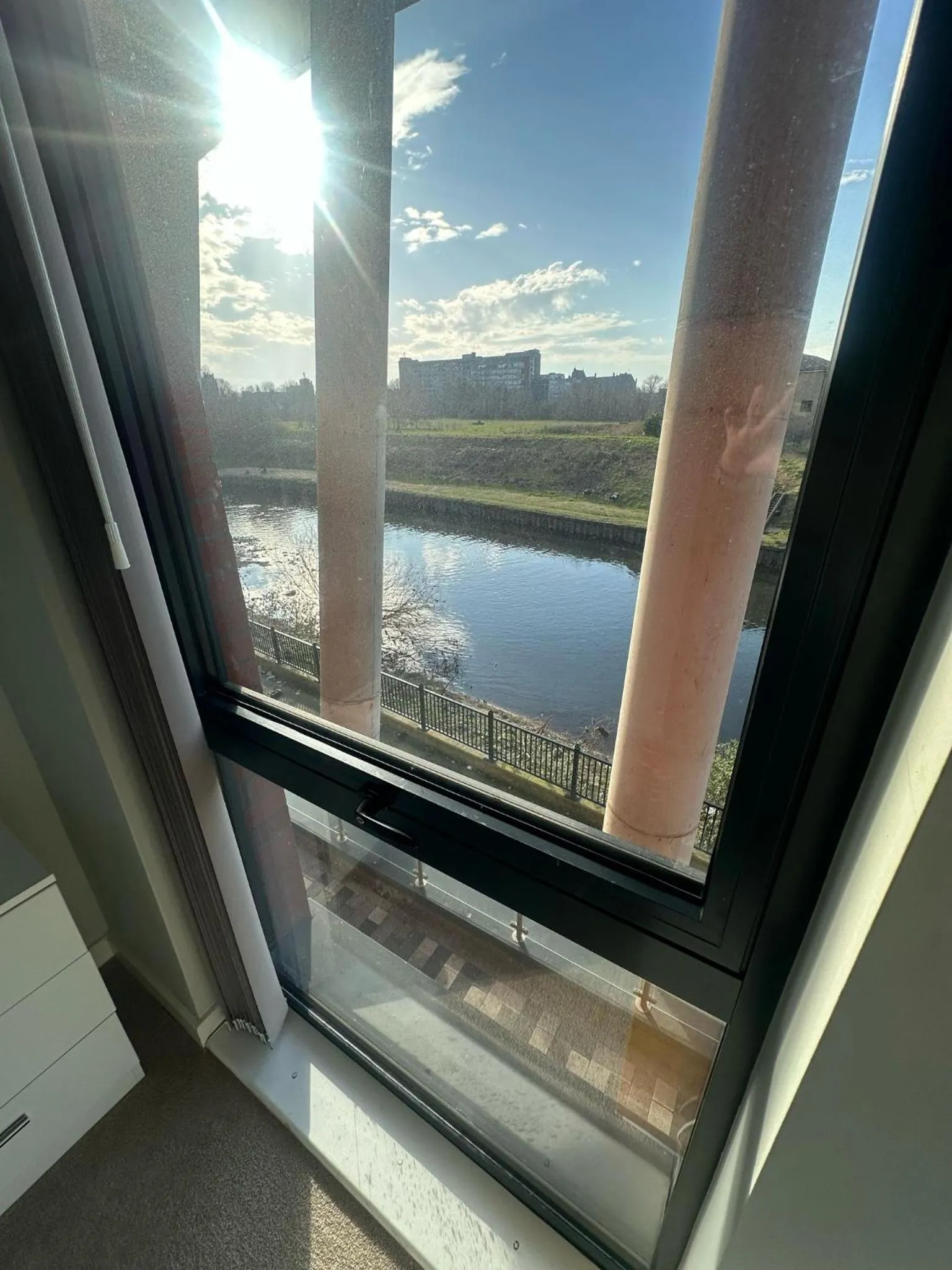 River view in Adelphi Wharf Apartments by Beehosting