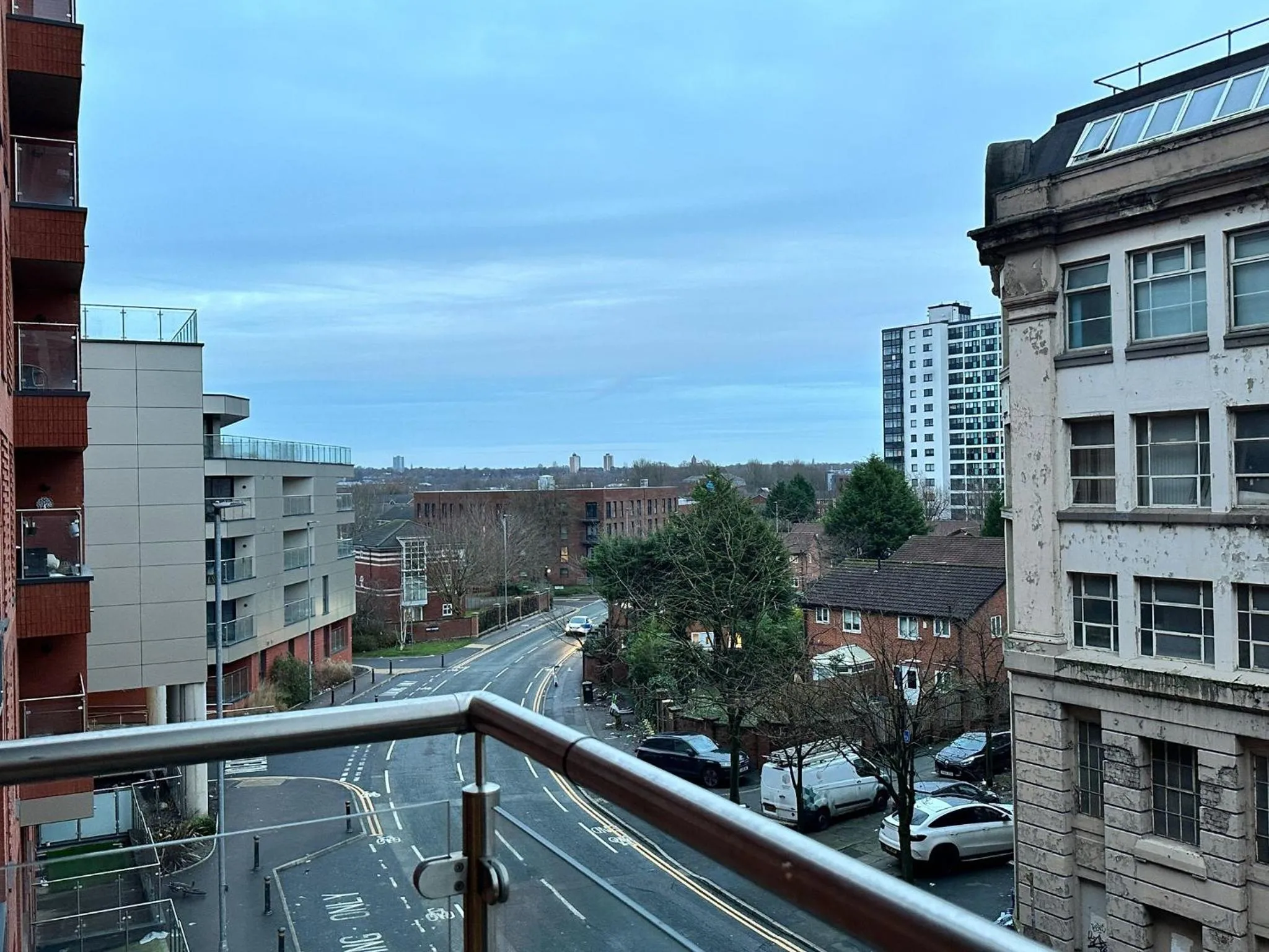 Neighbourhood in Adelphi Wharf Apartments by Beehosting