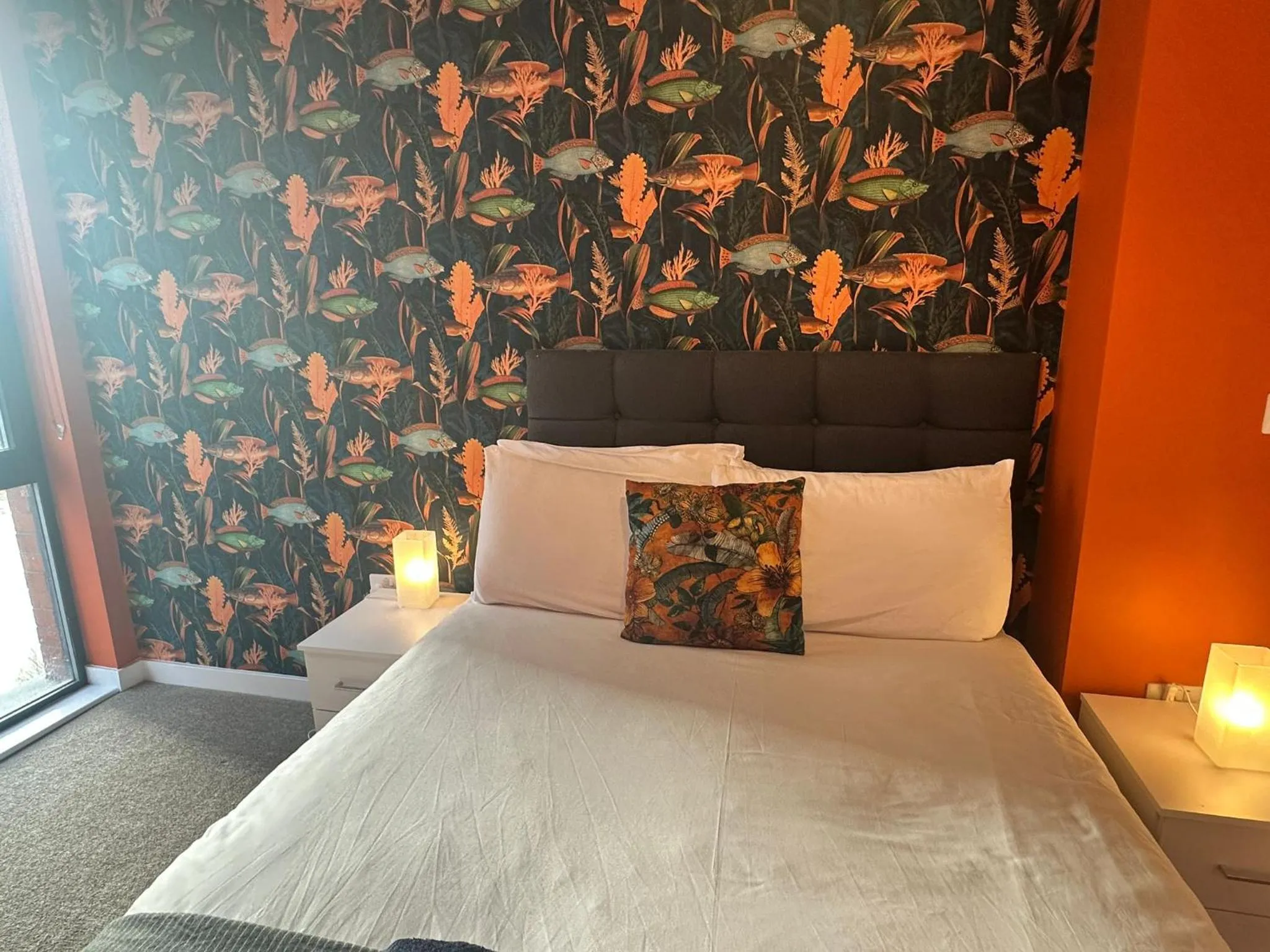 Bedroom, Bed in Adelphi Wharf Apartments by Beehosting