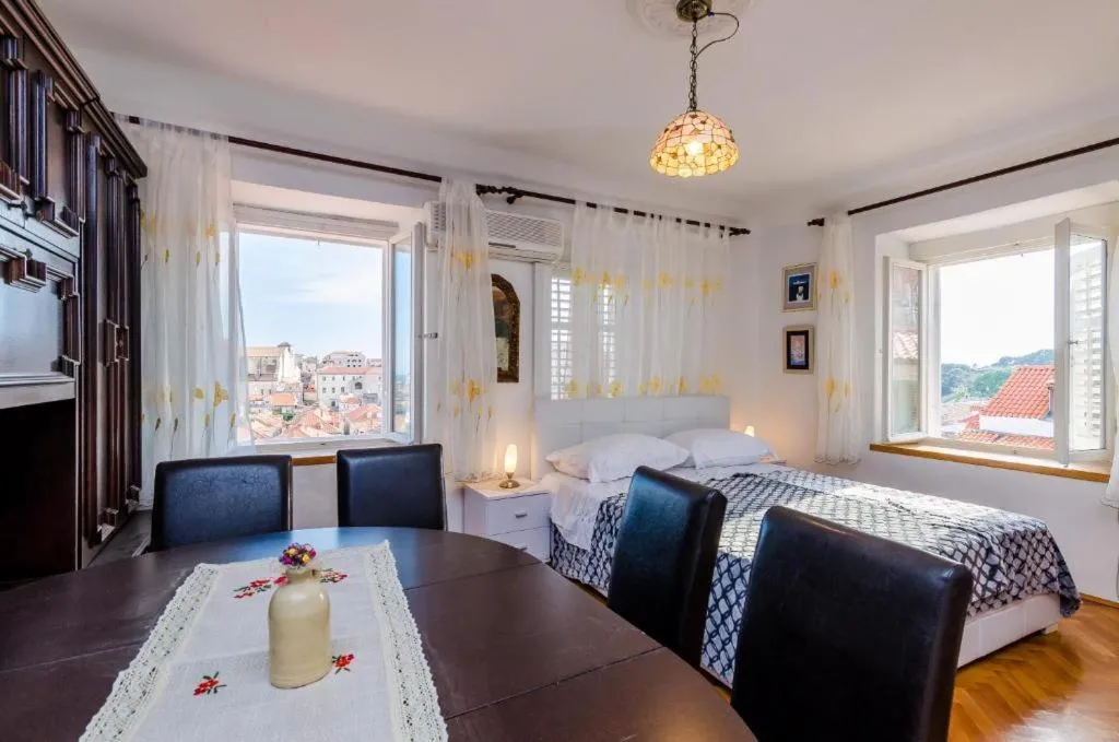 Apartment Ivona