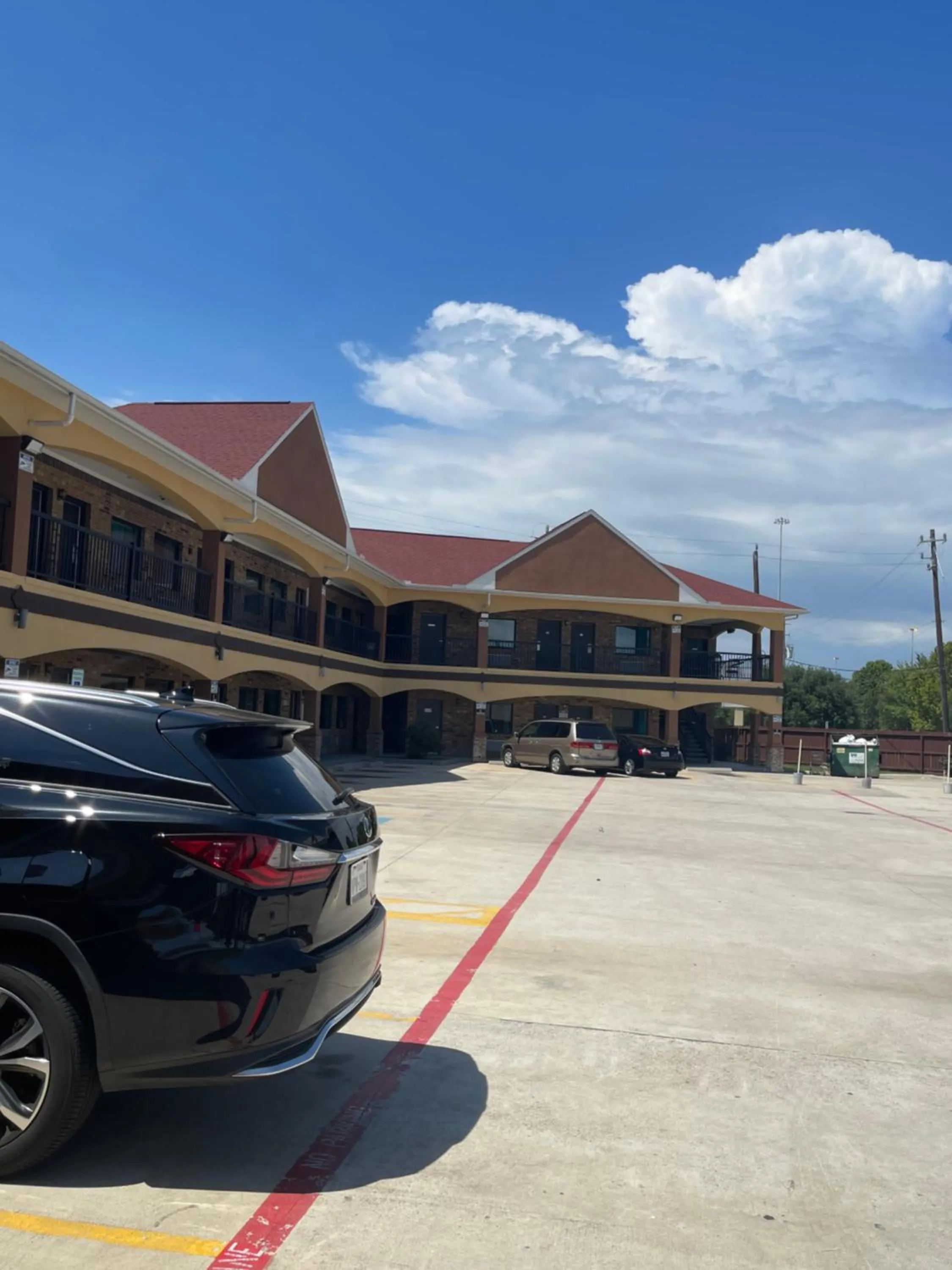 Regency Inn & Suites