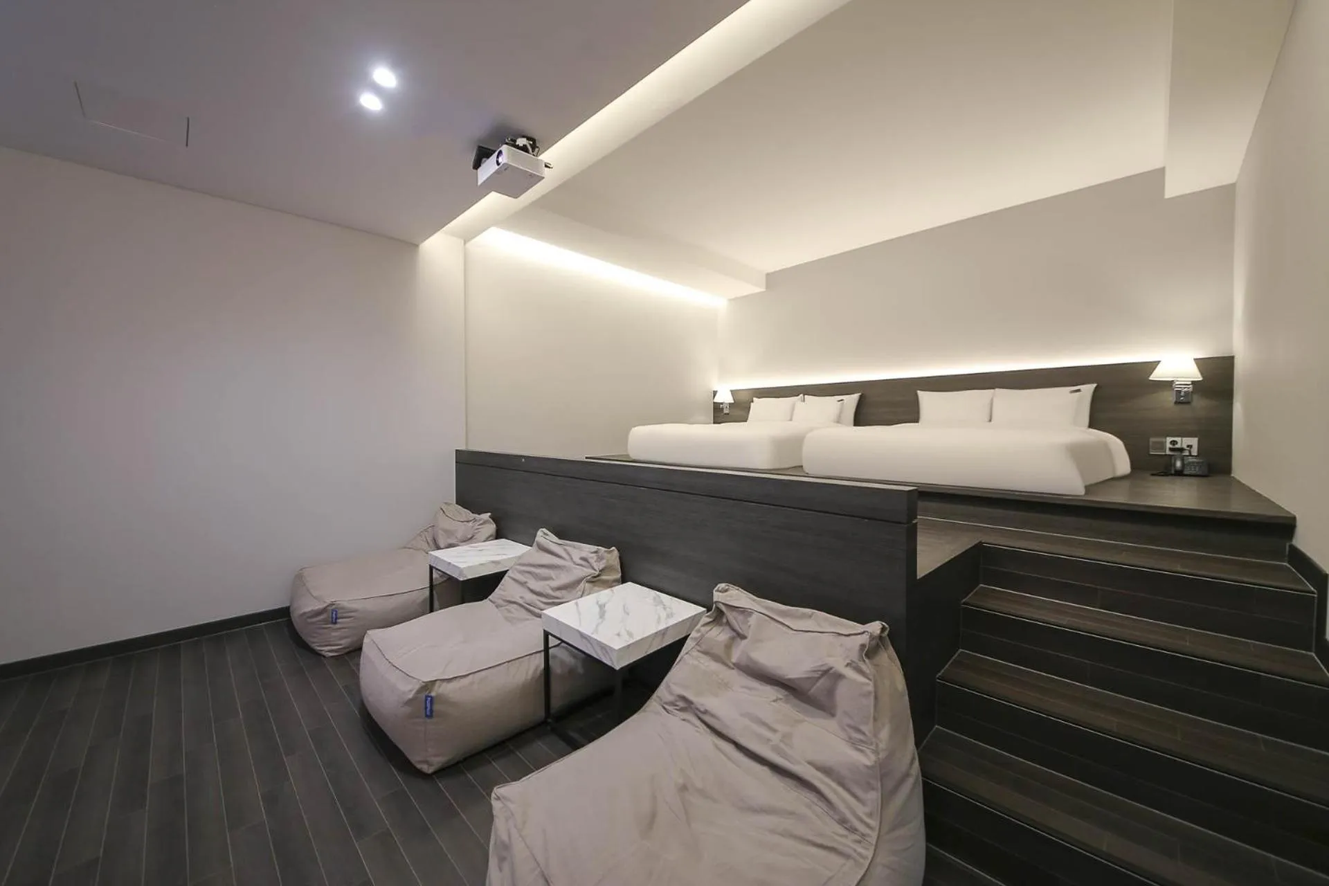 Bed in H Avenue Hotel Sangmu Branch