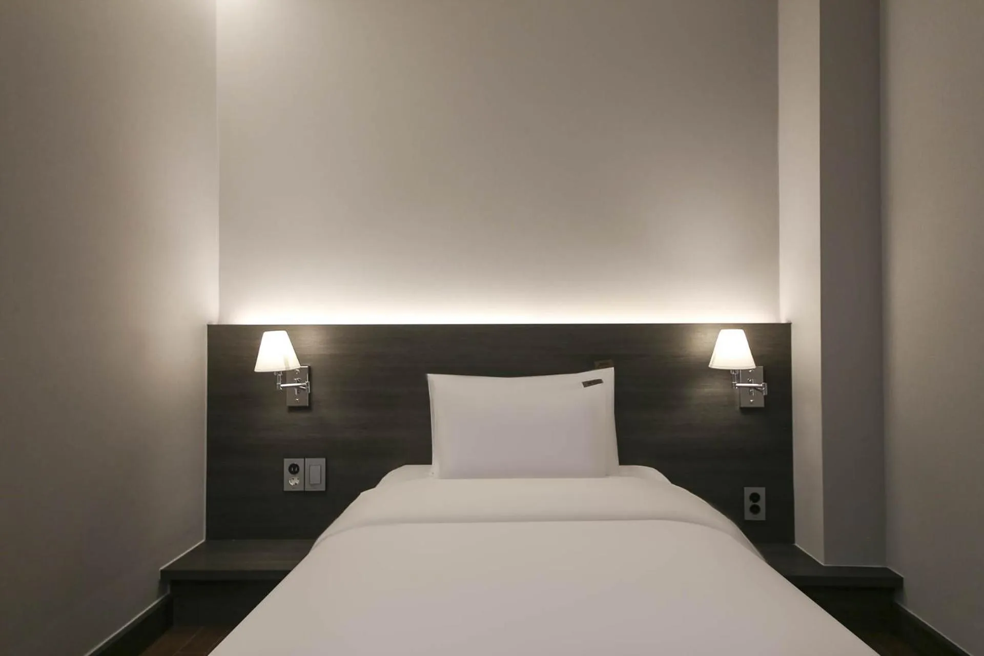 Bed in H Avenue Hotel Sangmu Branch