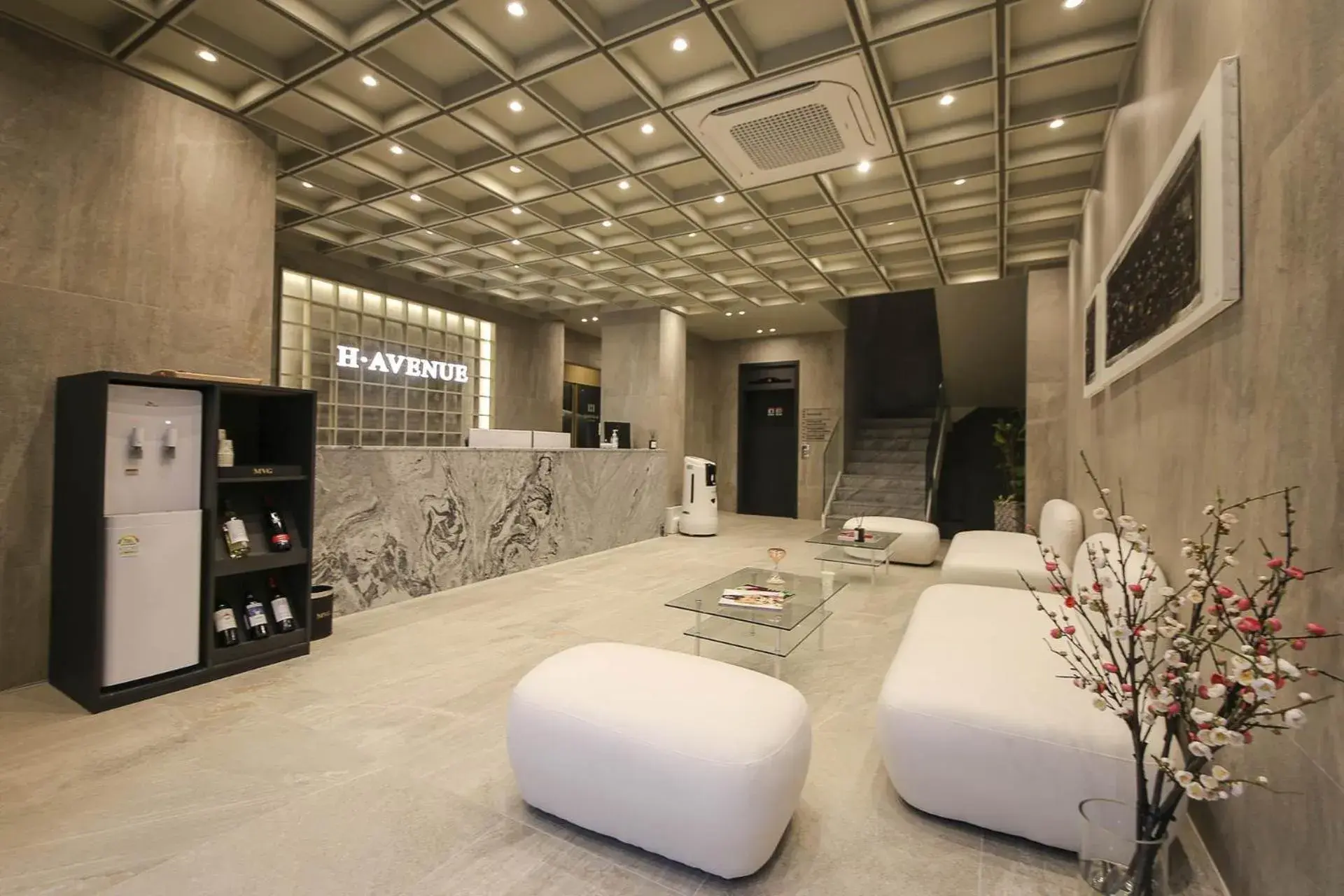 H Avenue Hotel Sangmu Branch H Avenue Hotel Sangmu Branch