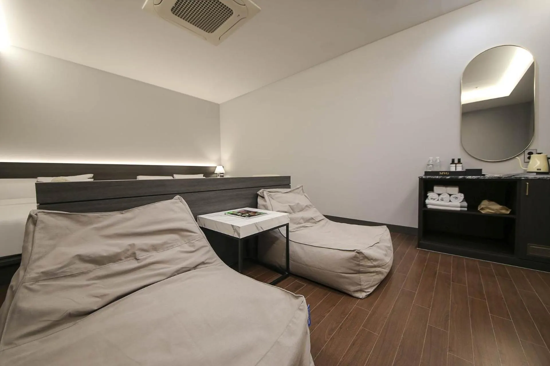 Bed in H Avenue Hotel Sangmu Branch